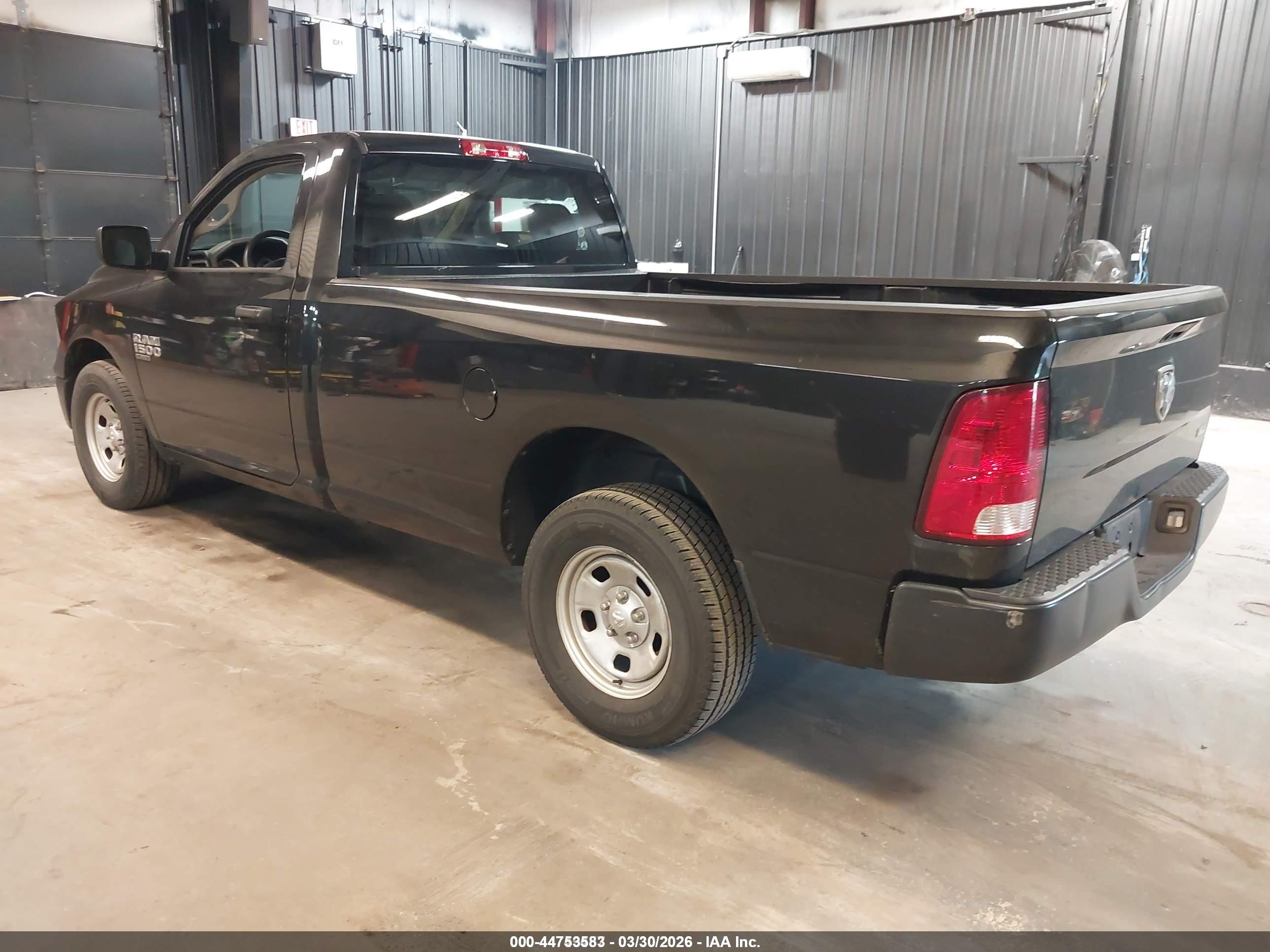 RAM 1500 image 3