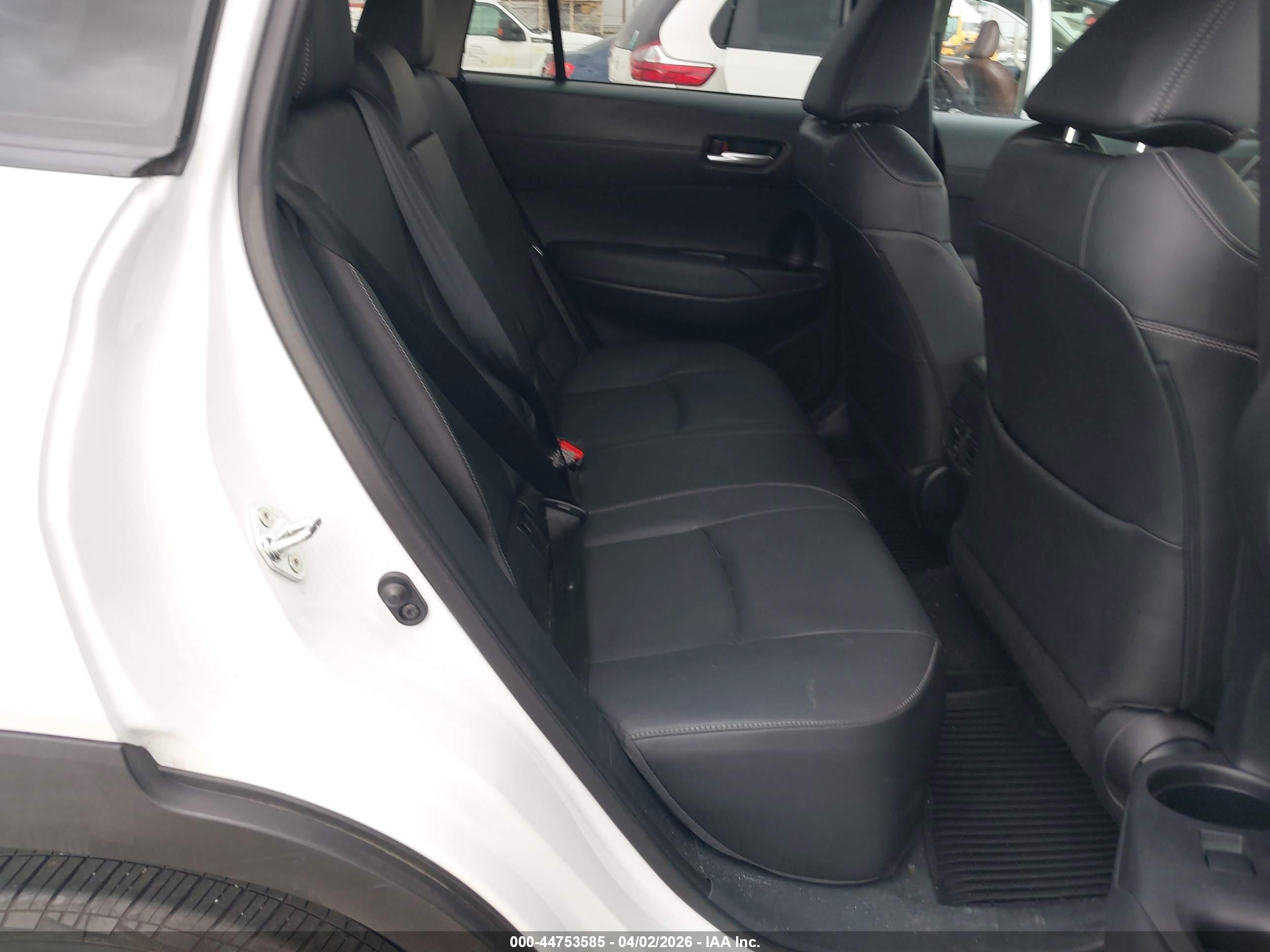 TOYOTA COROLLA image 8
