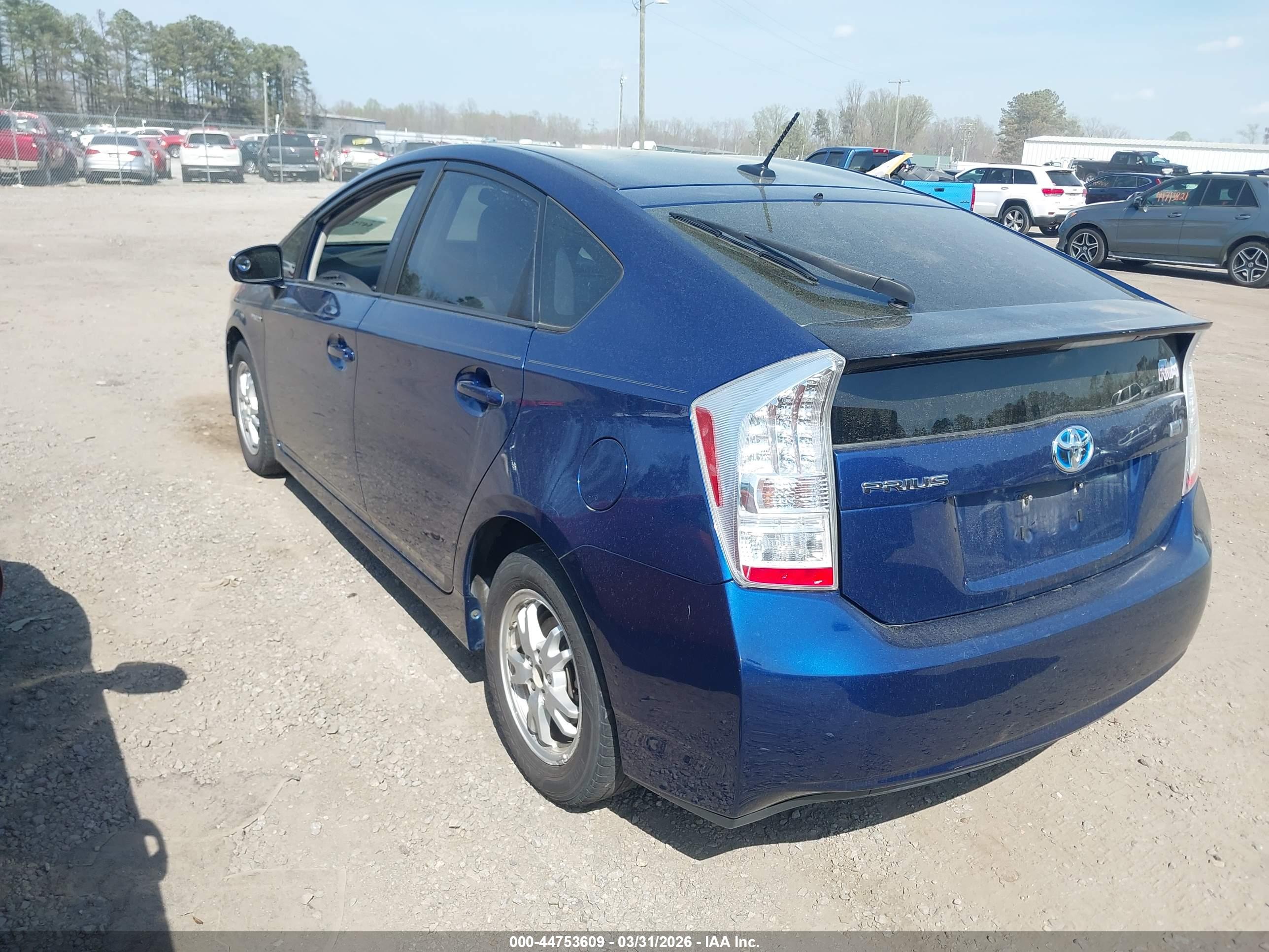 TOYOTA PRIUS image 3