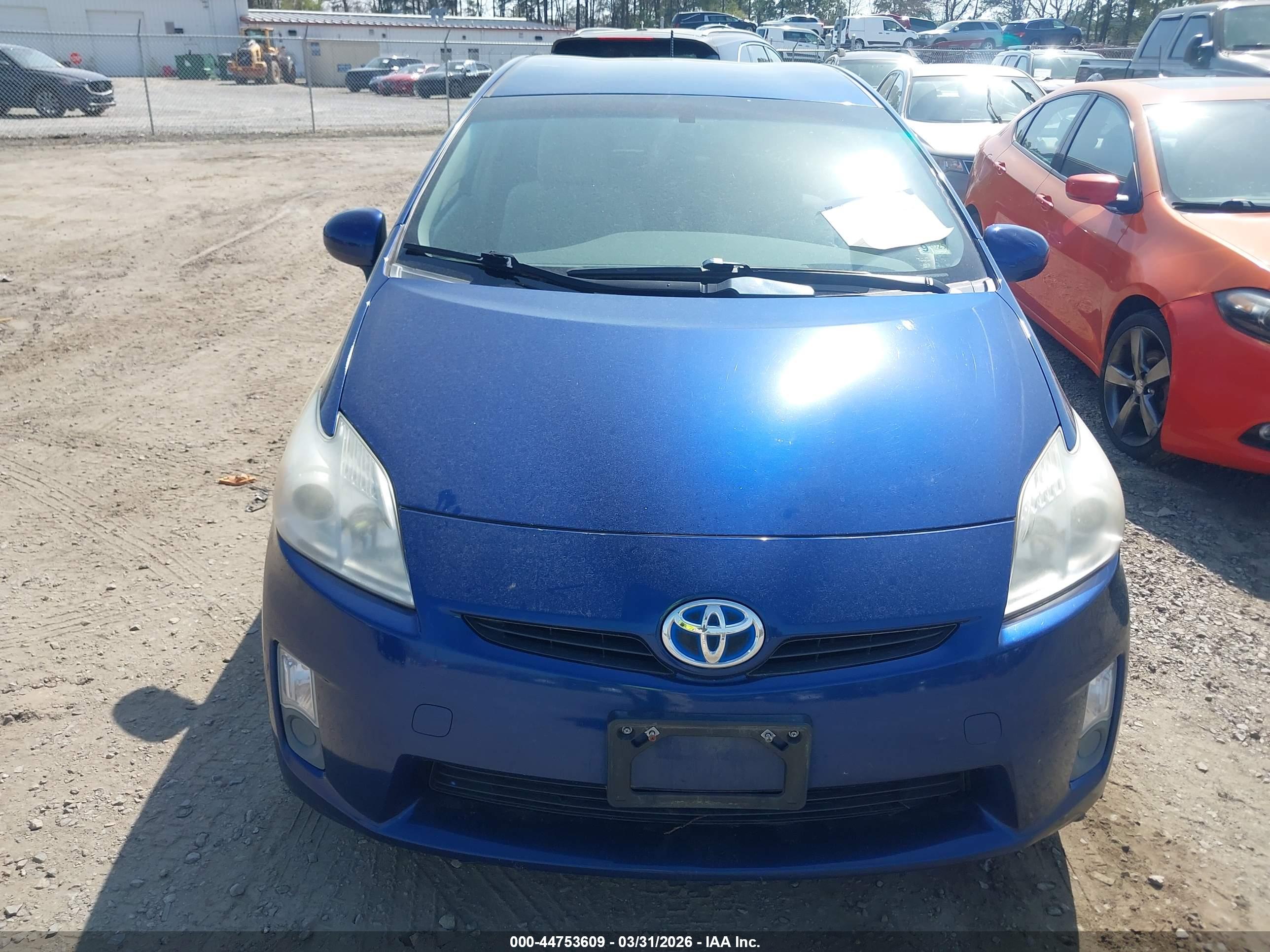 TOYOTA PRIUS image 6