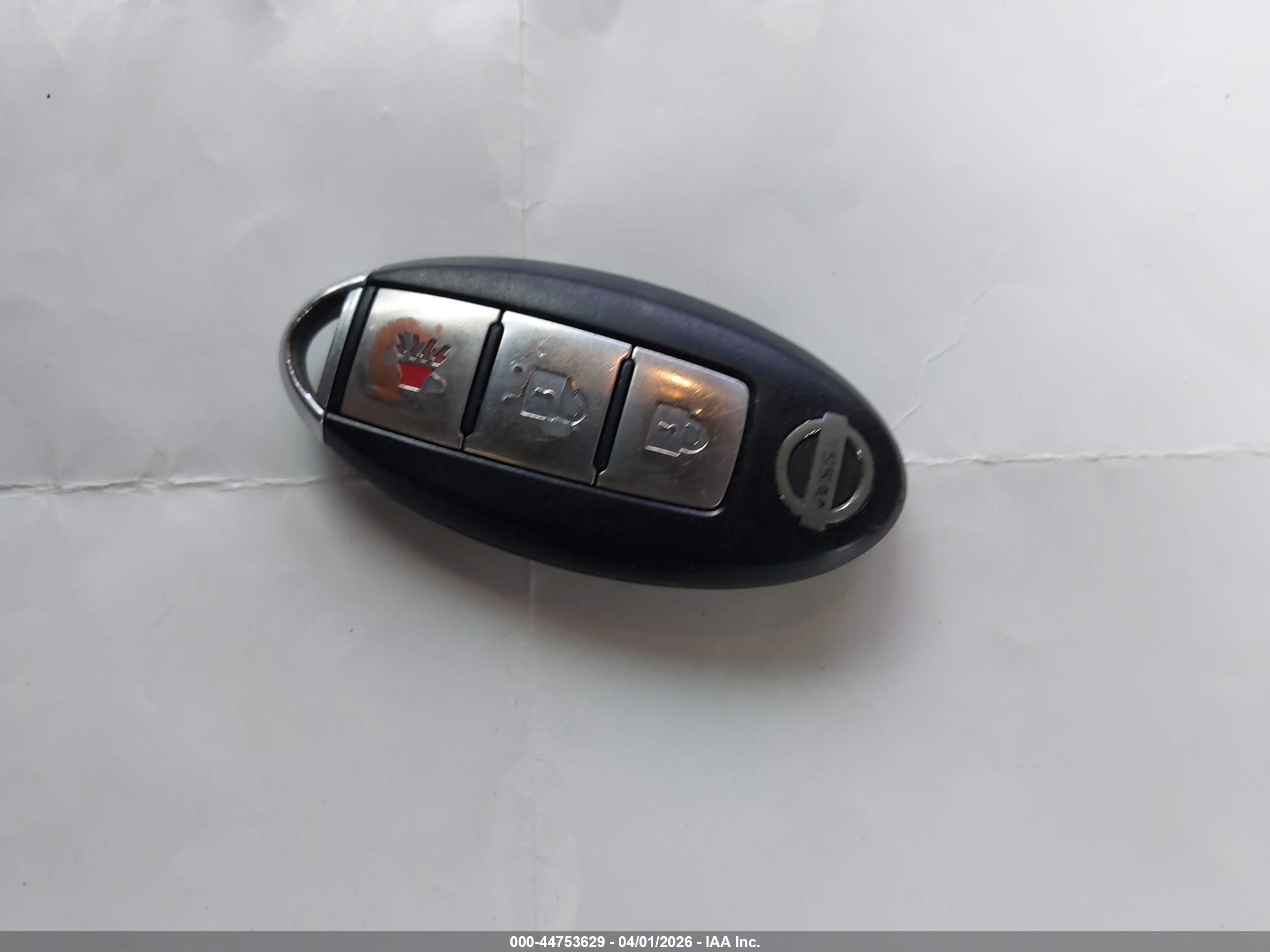 NISSAN ROGUE image 11