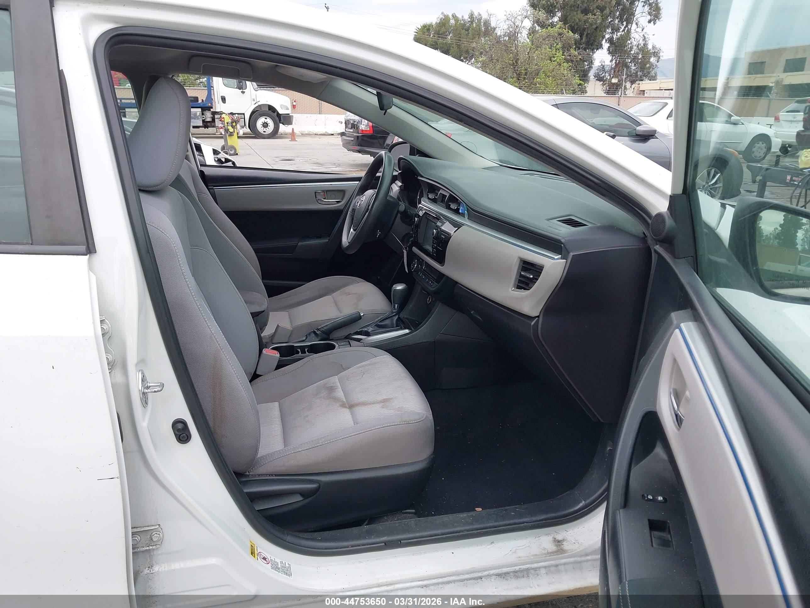 TOYOTA COROLLA image 5