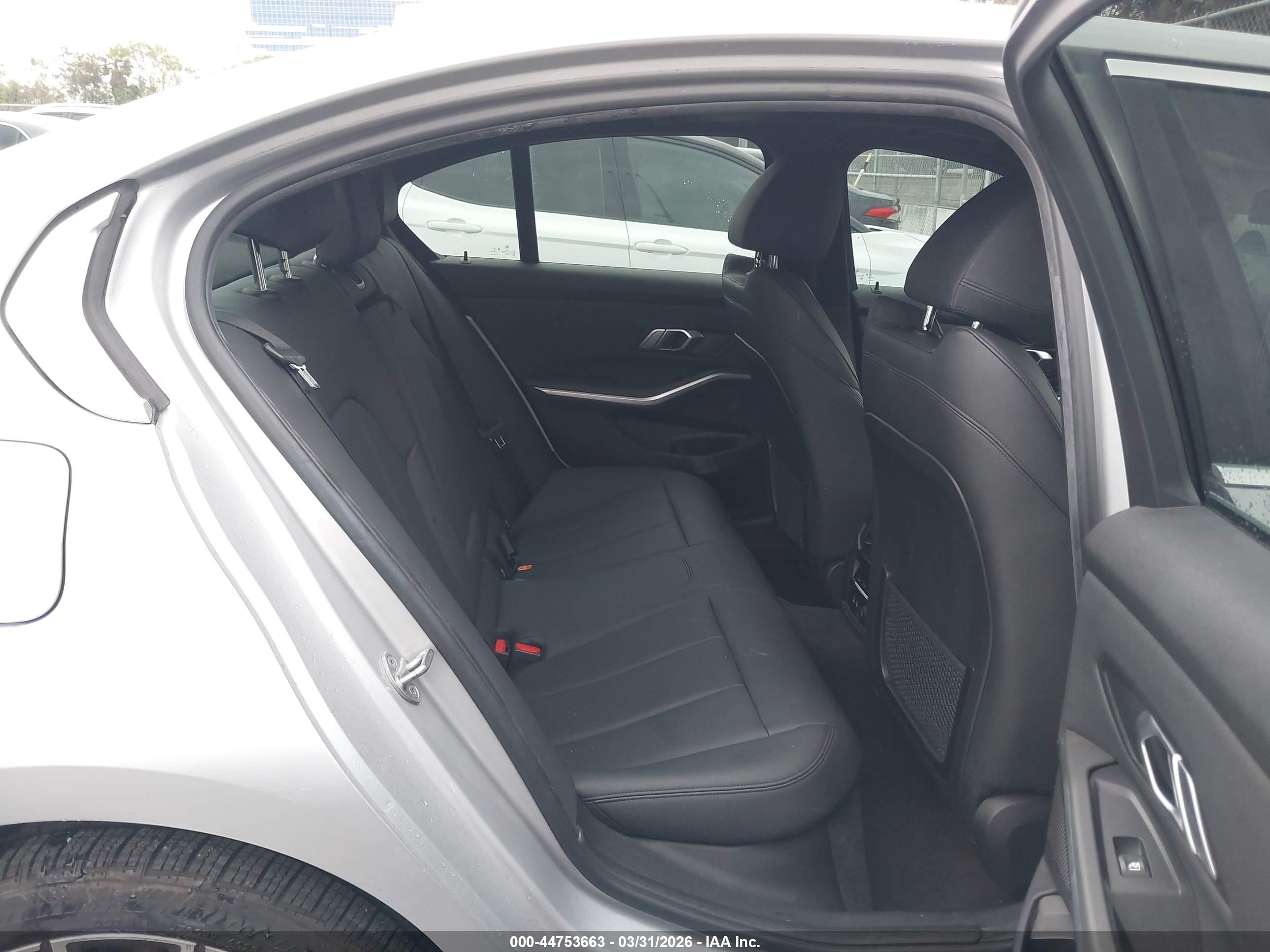 BMW 330I image 8