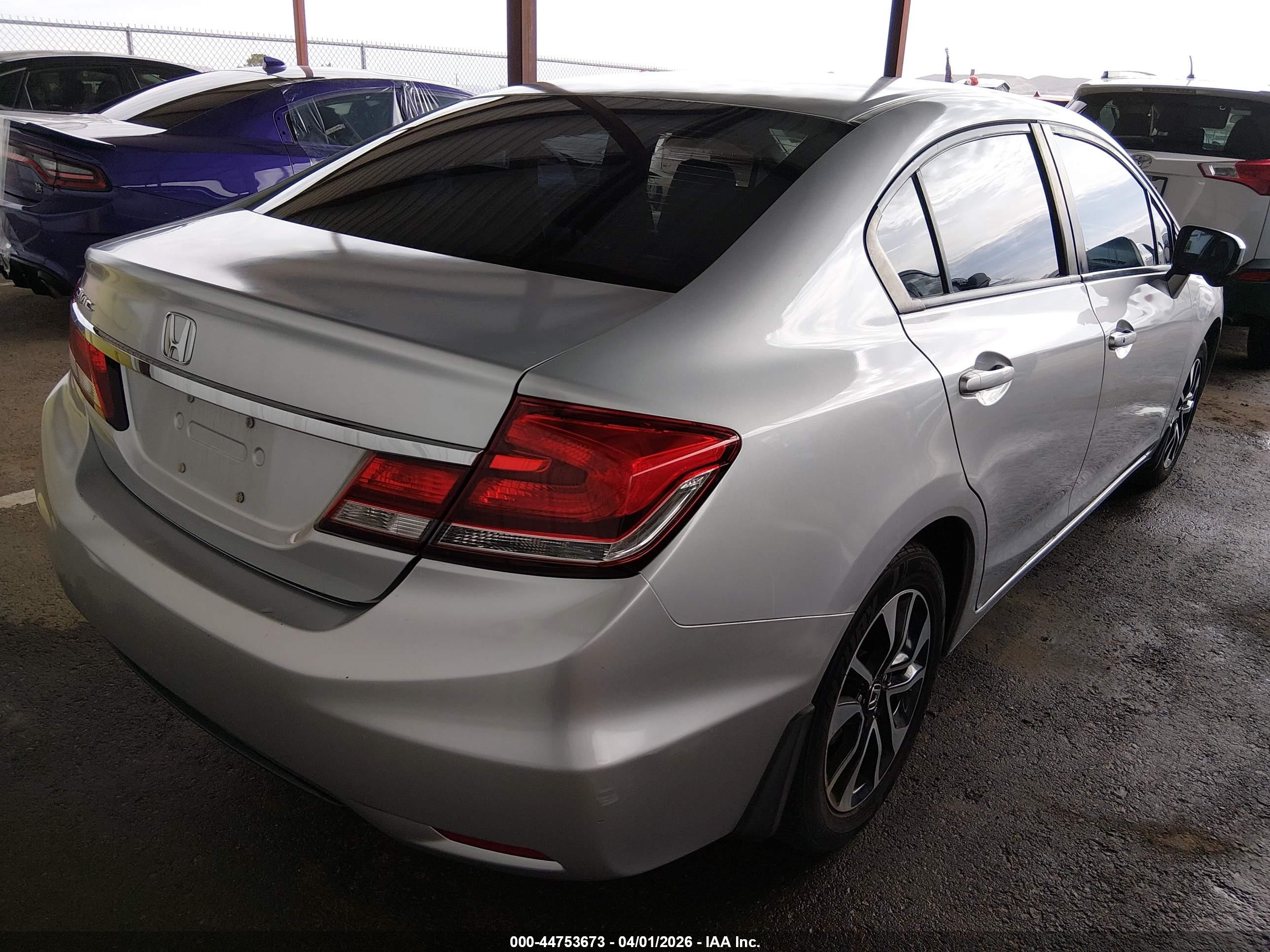 HONDA CIVIC image 4
