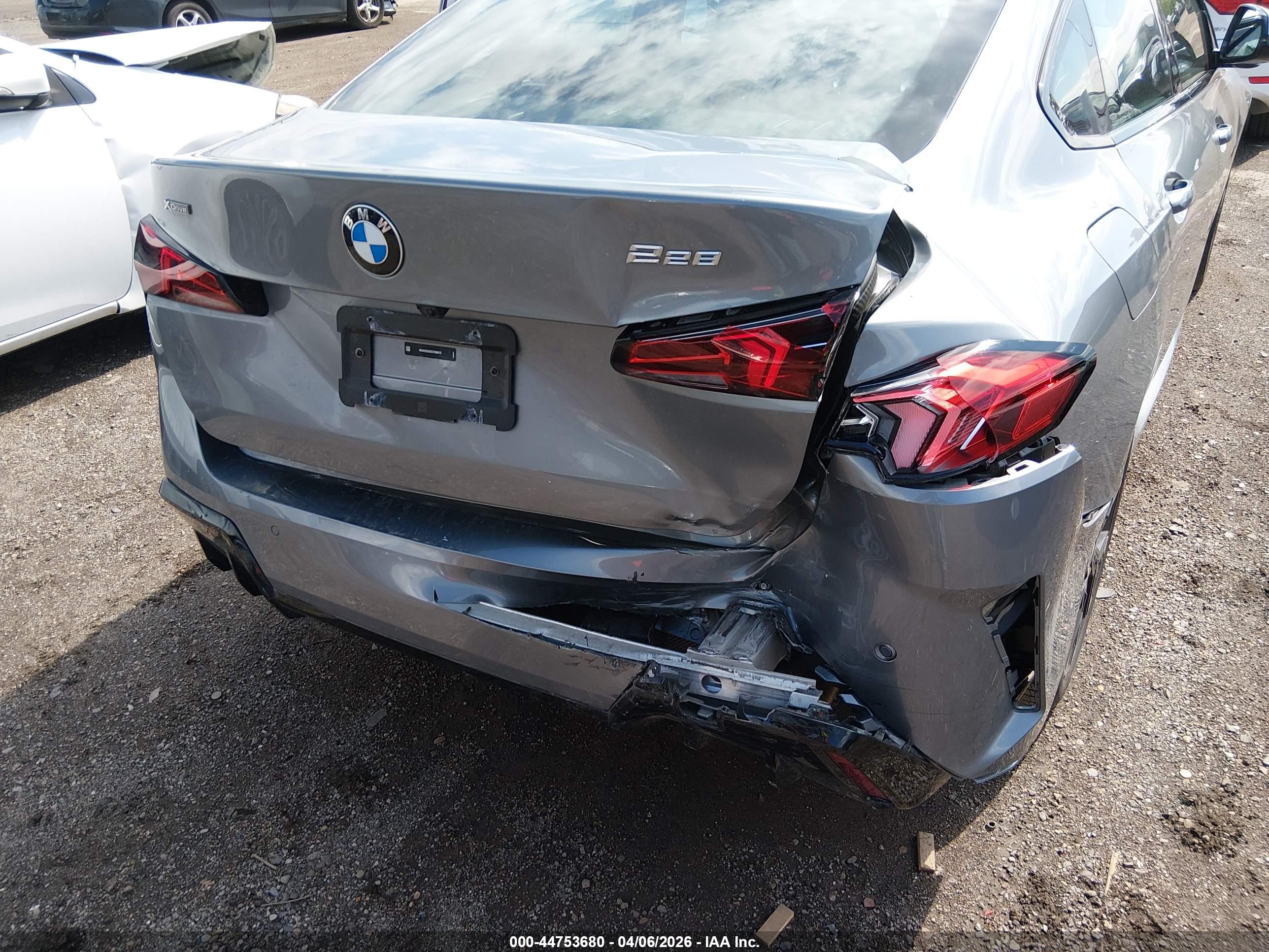 BMW 228 image 6
