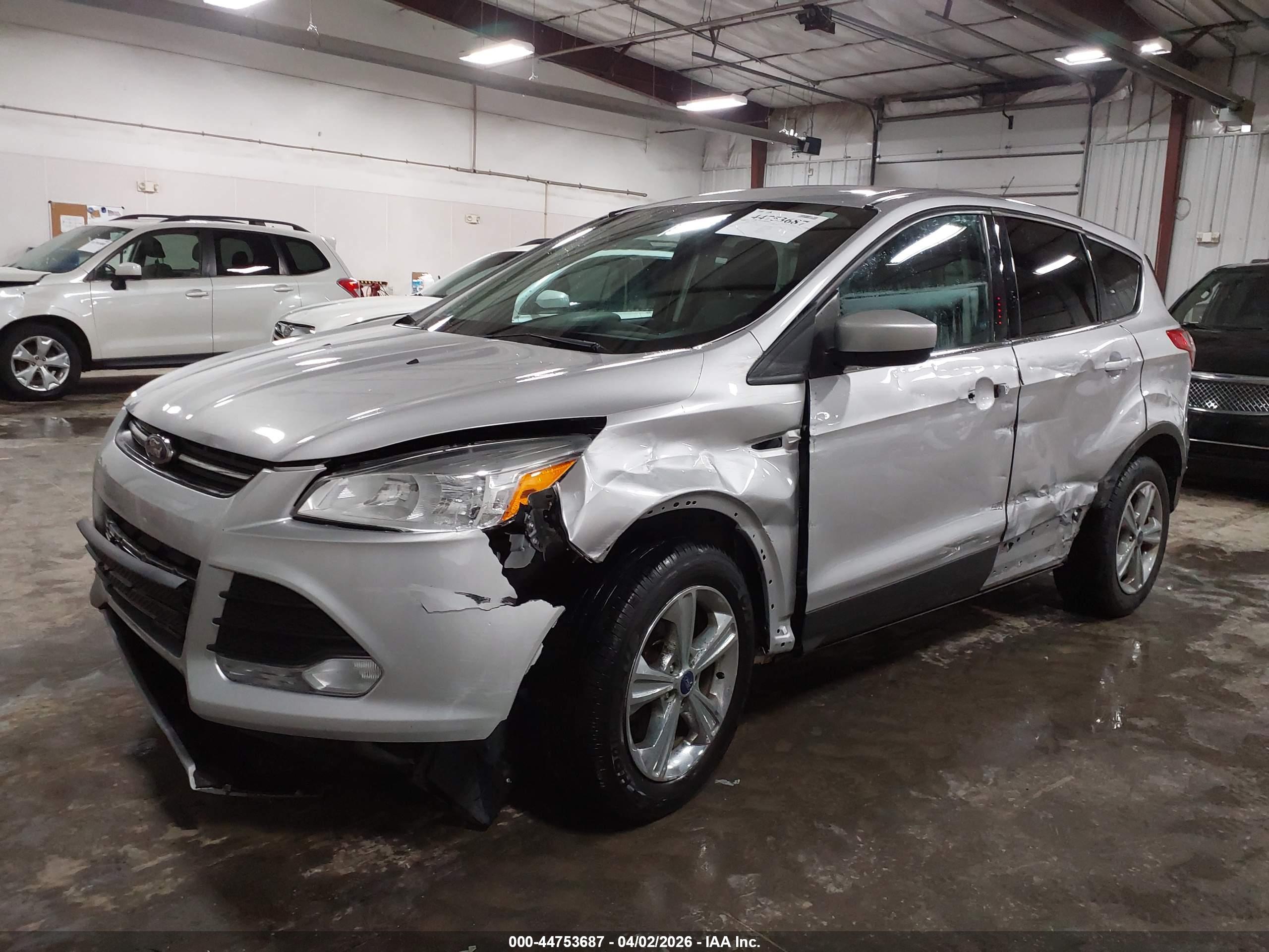 FORD ESCAPE image 2