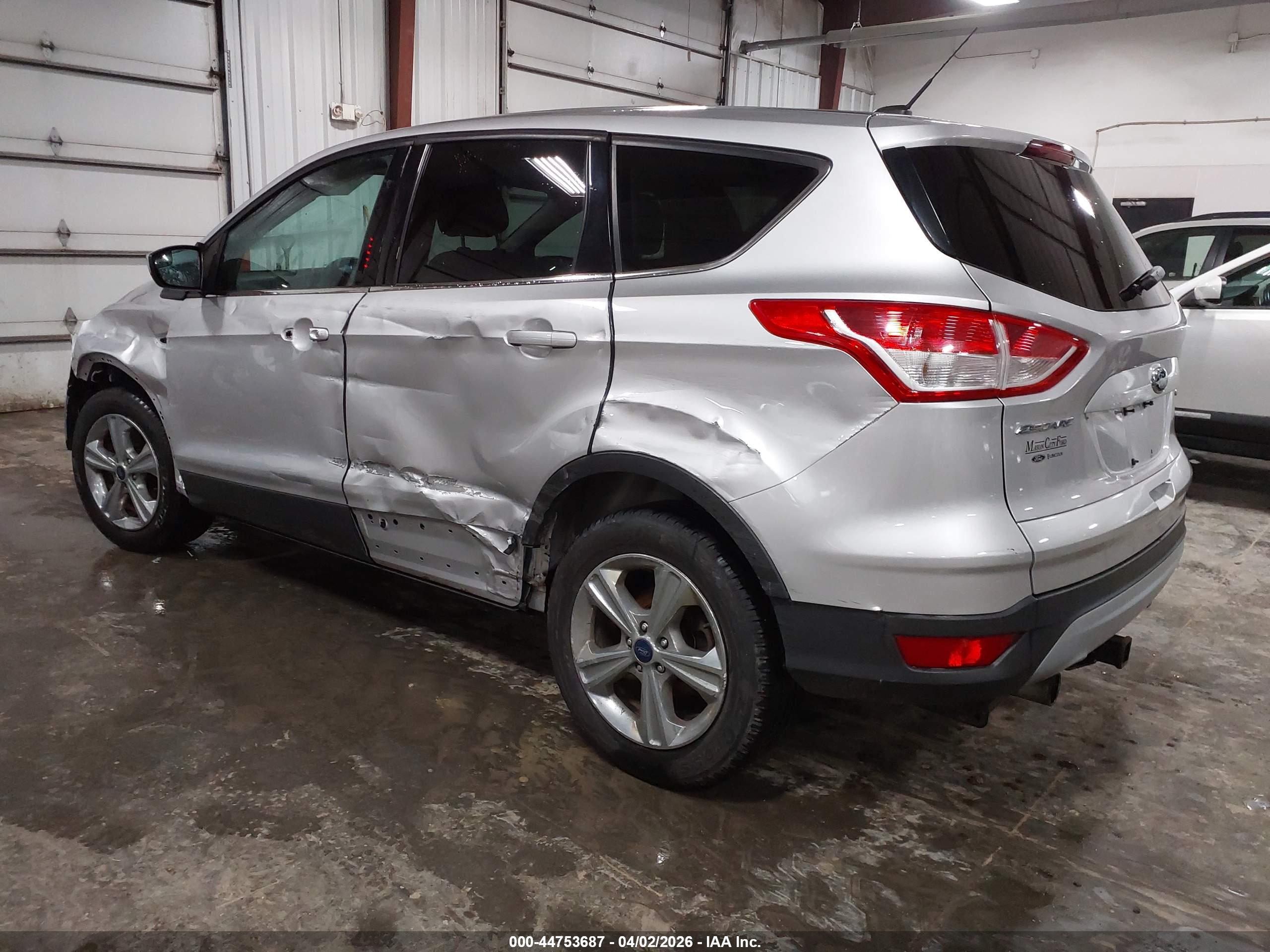 FORD ESCAPE image 3