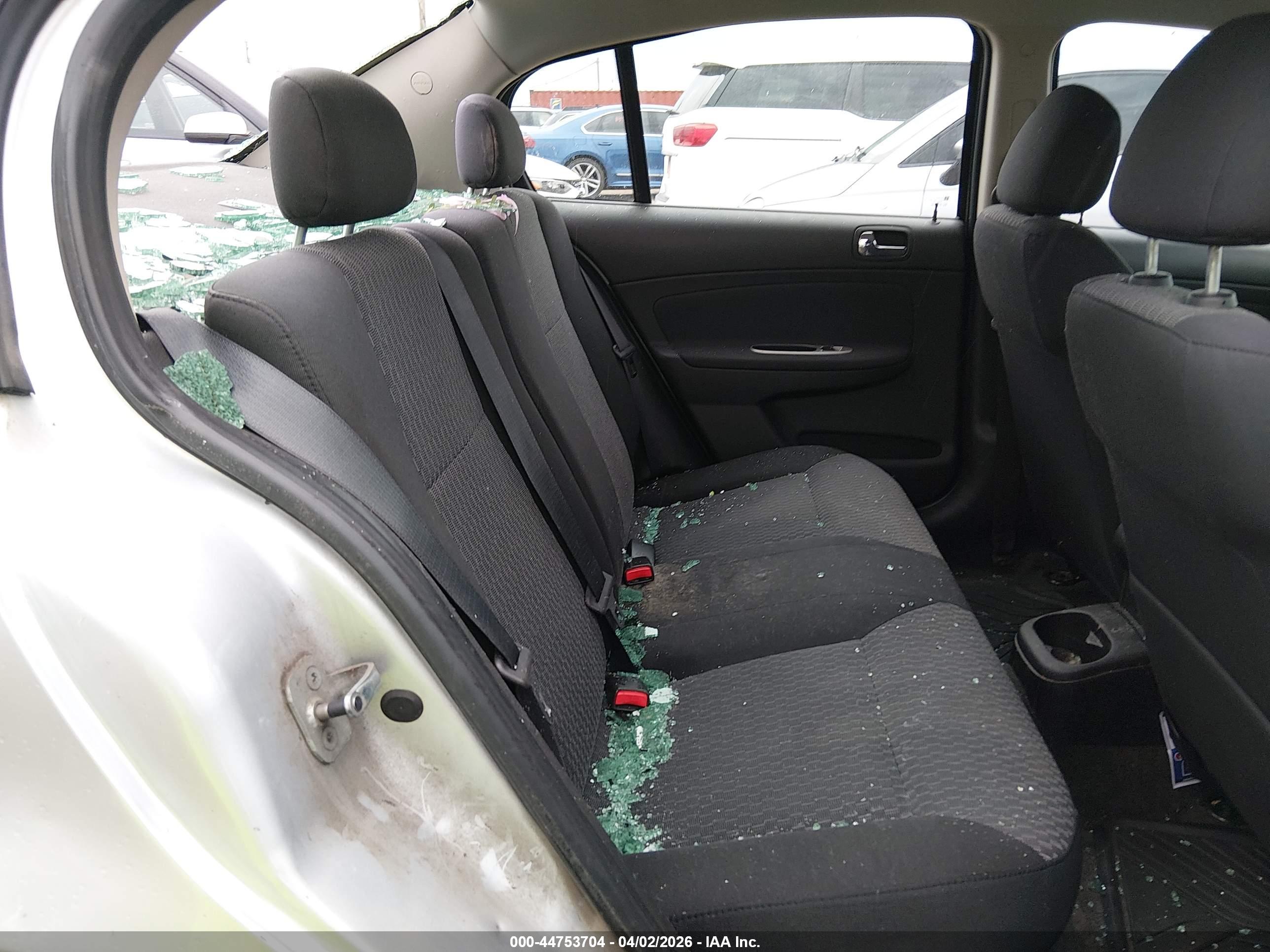 CHEVROLET COBALT image 8