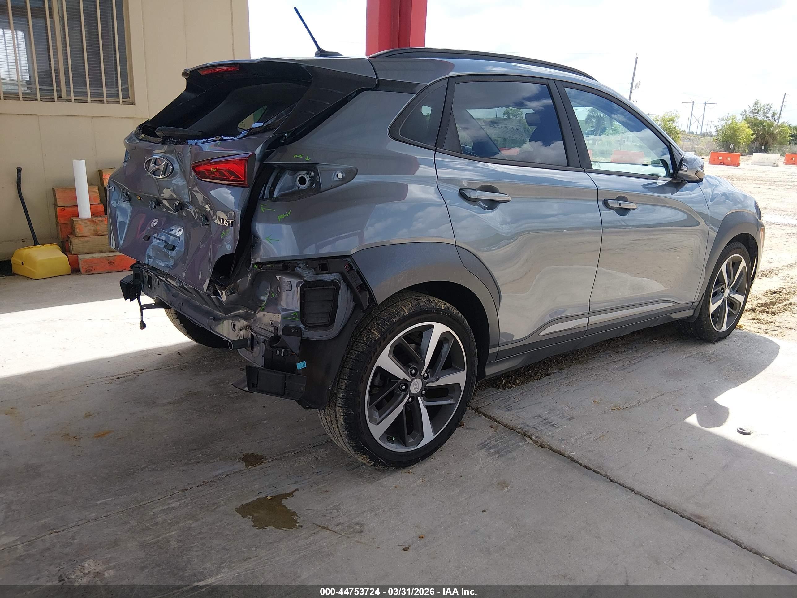 HYUNDAI KONA image 4