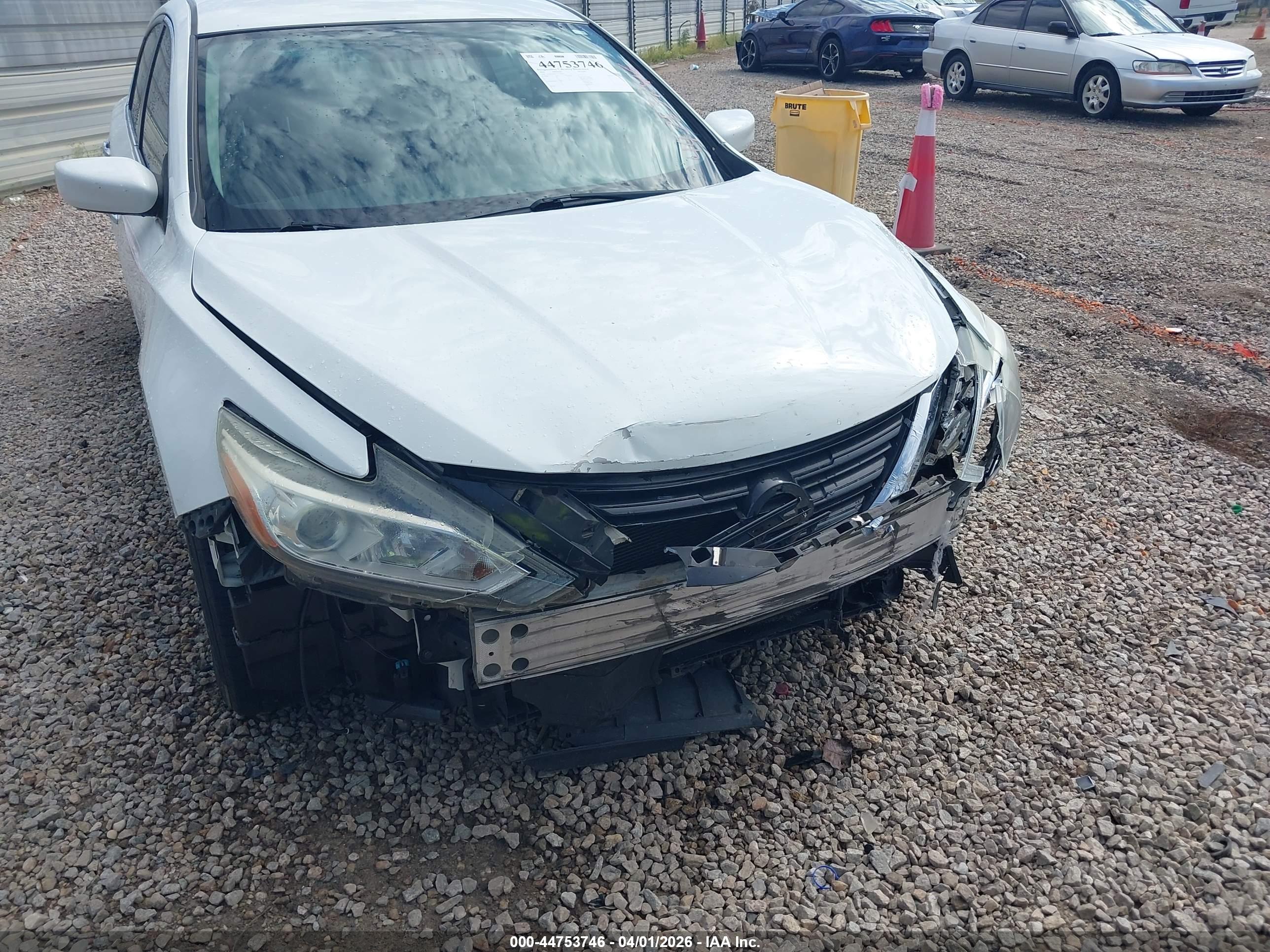 NISSAN ALTIMA image 6