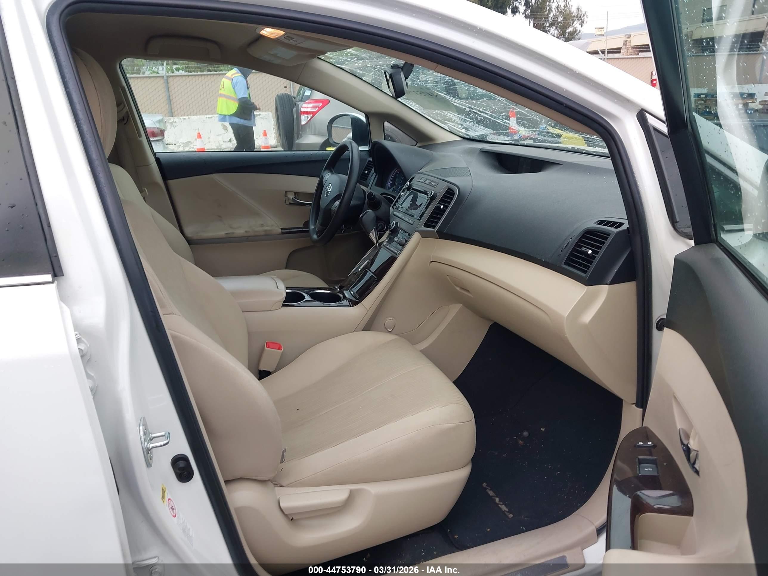 TOYOTA VENZA image 5