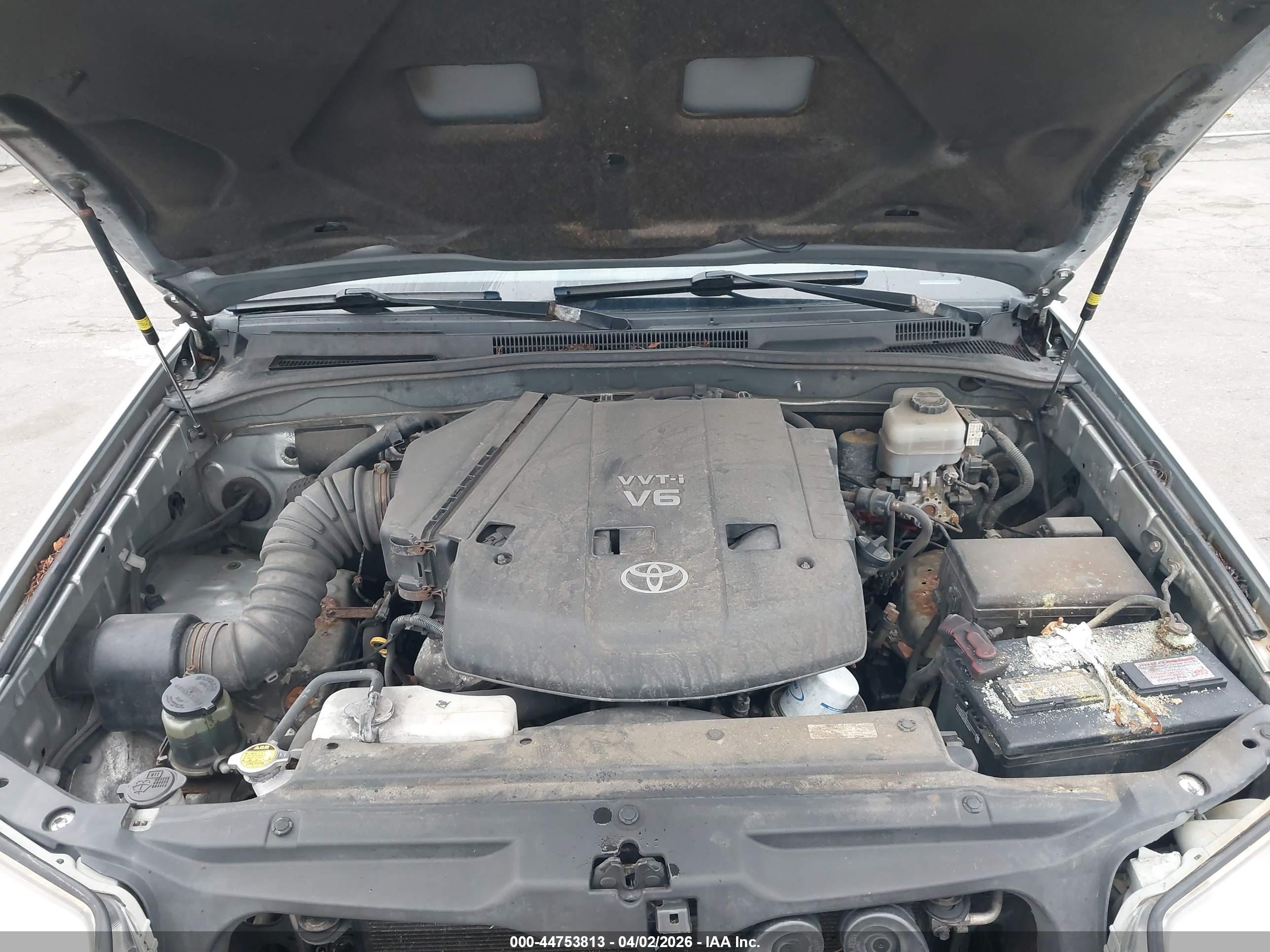 TOYOTA 4RUNNER image 10