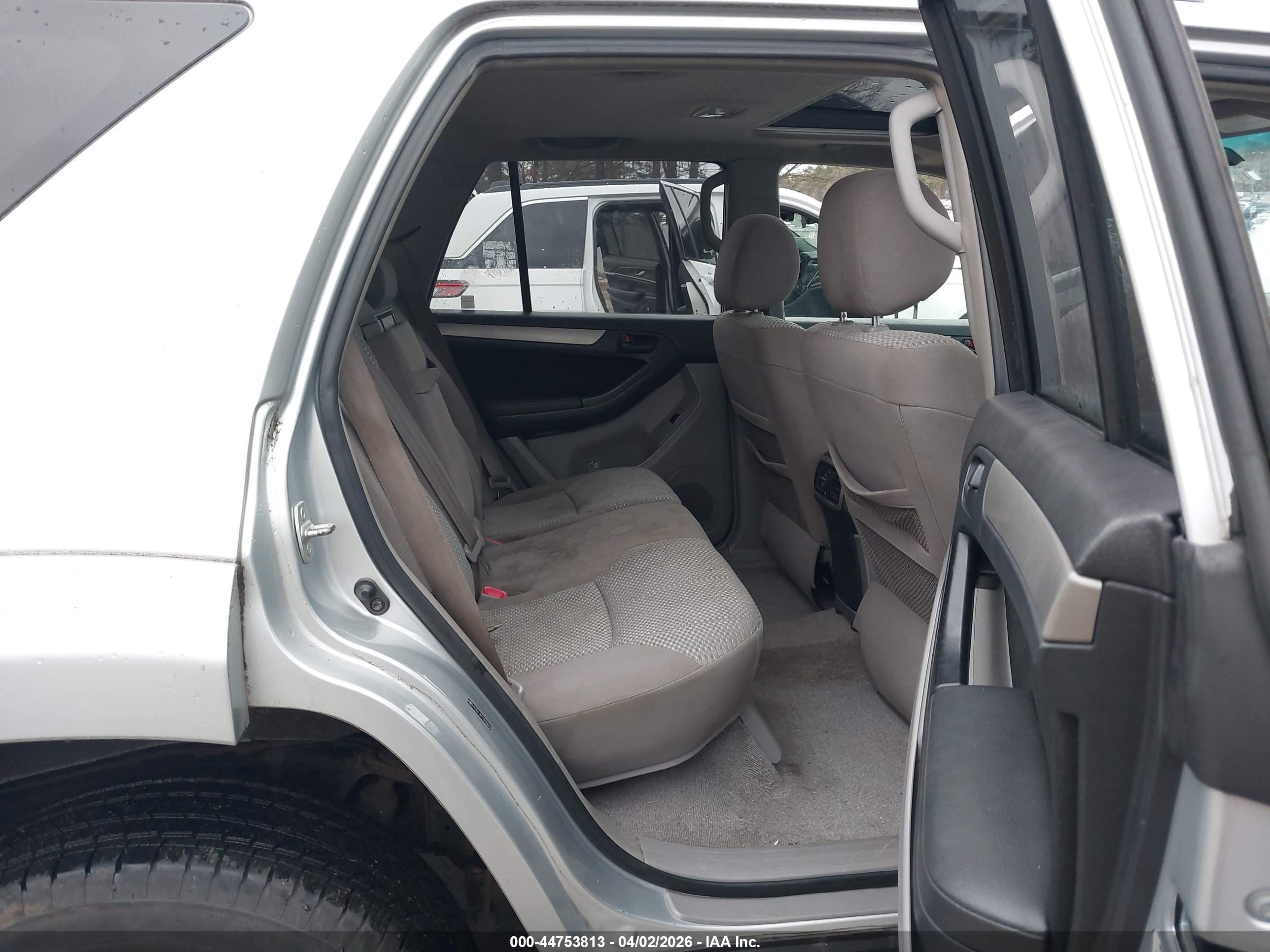 TOYOTA 4RUNNER image 8
