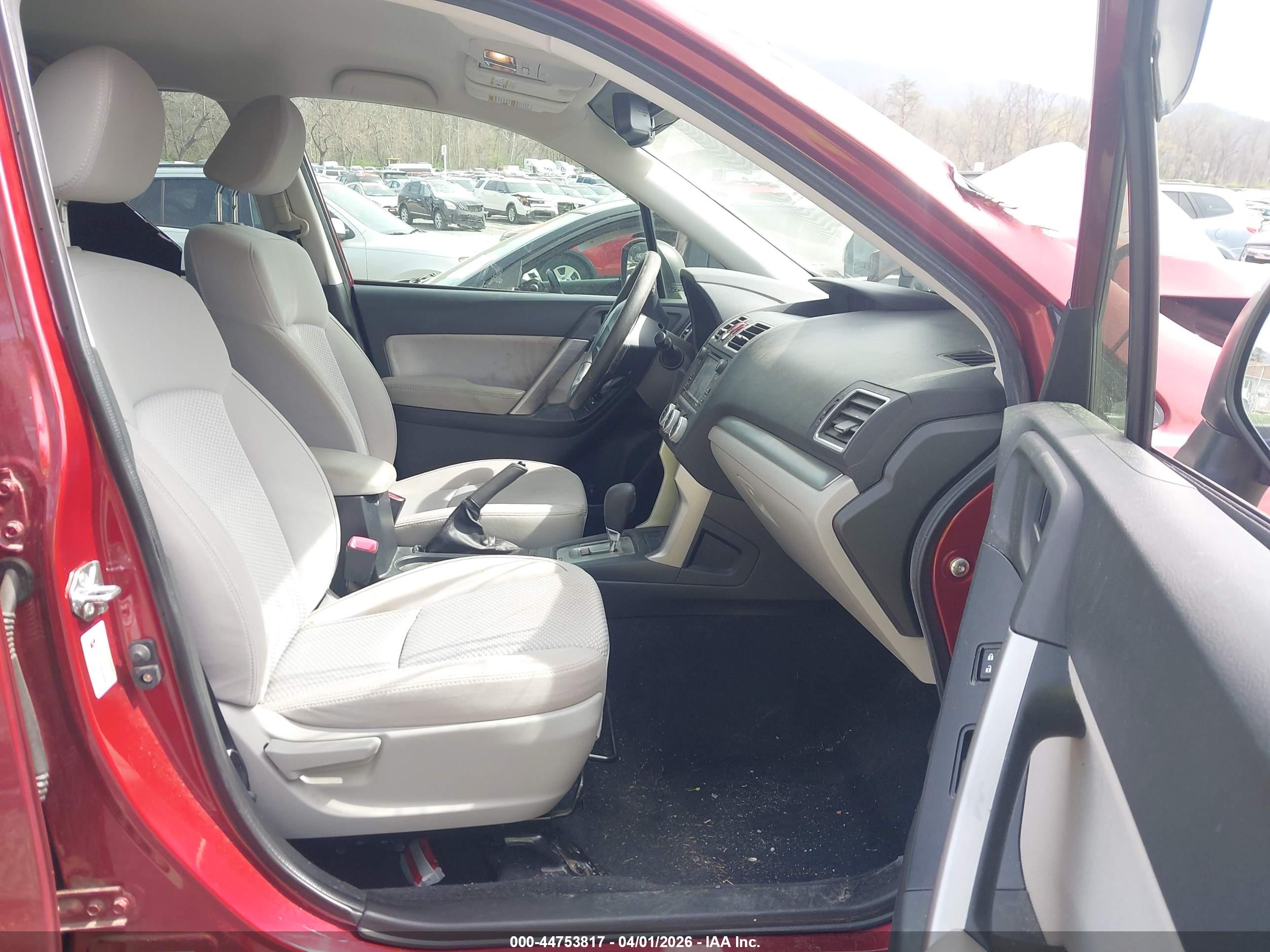 SUBARU FORESTER image 5