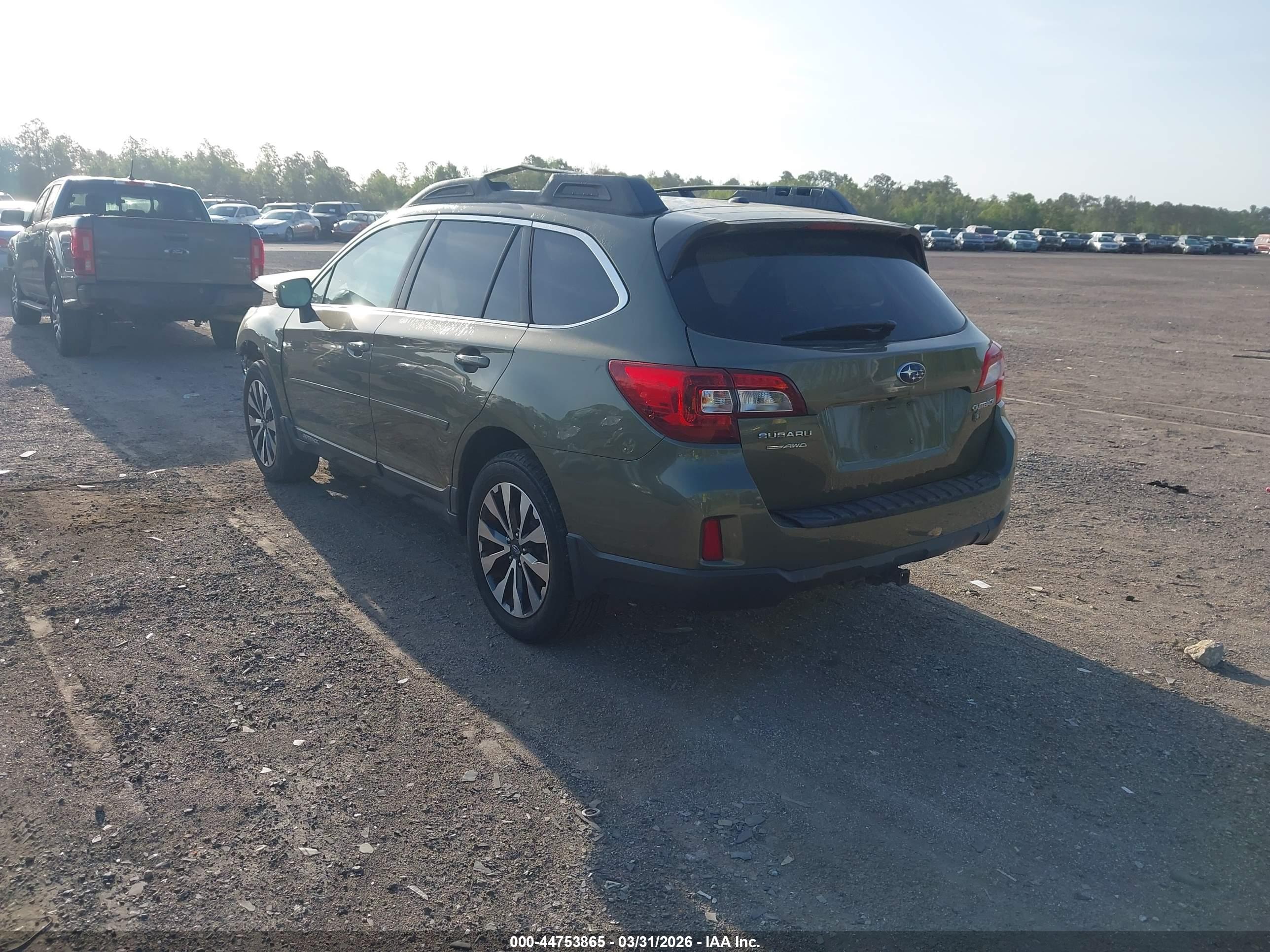 SUBARU OUTBACK image 3