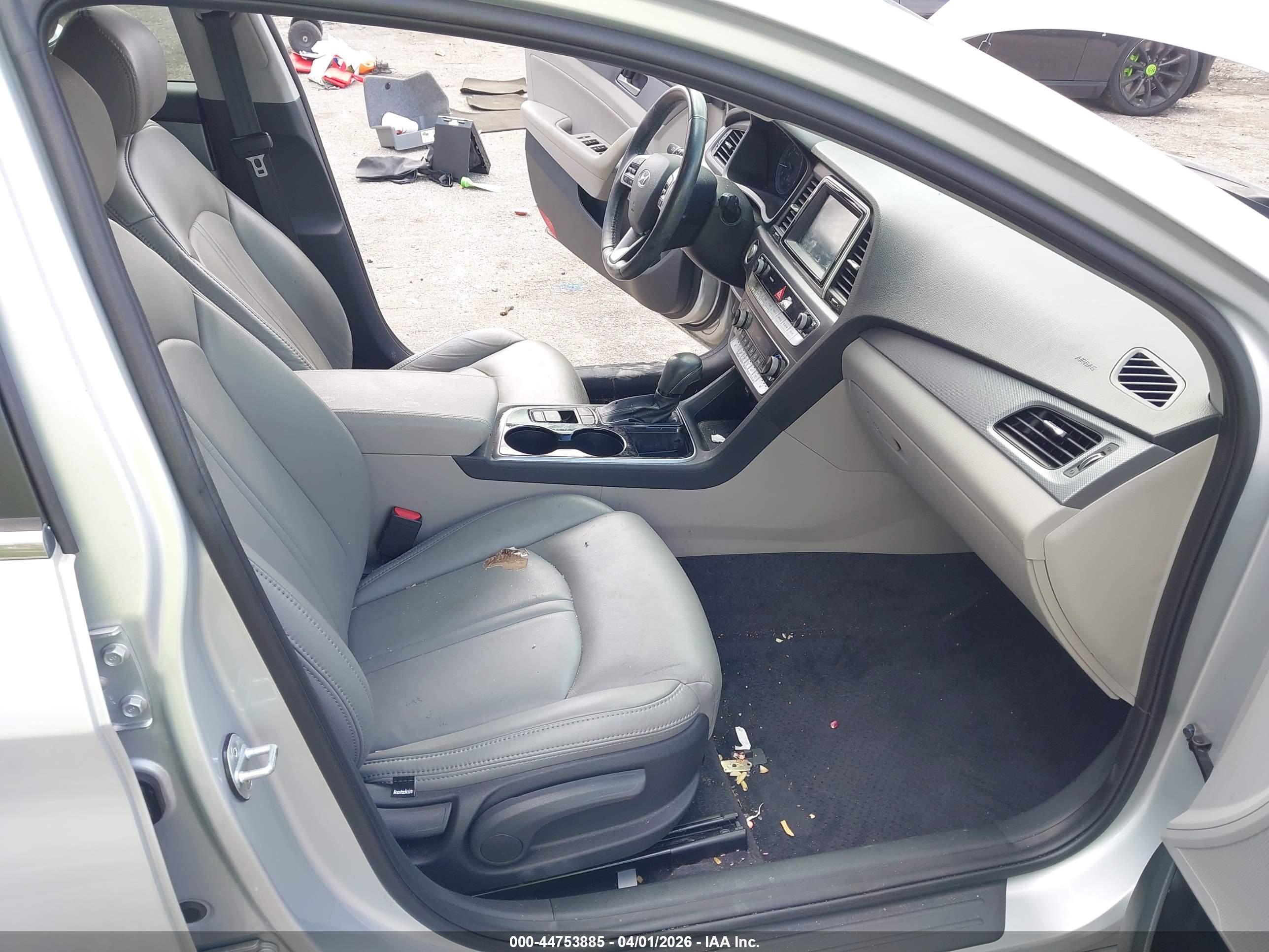 HYUNDAI SONATA image 5