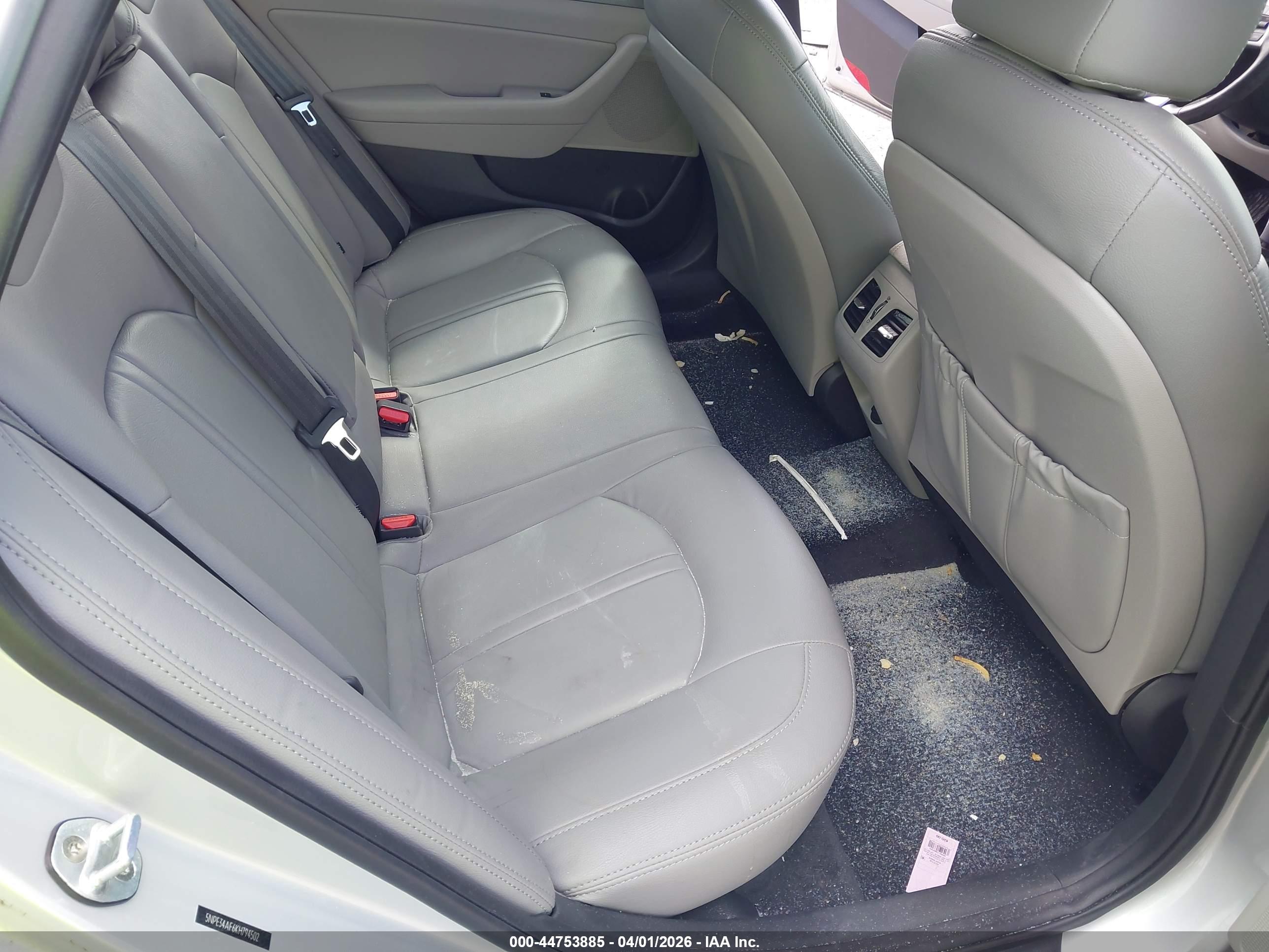 HYUNDAI SONATA image 8