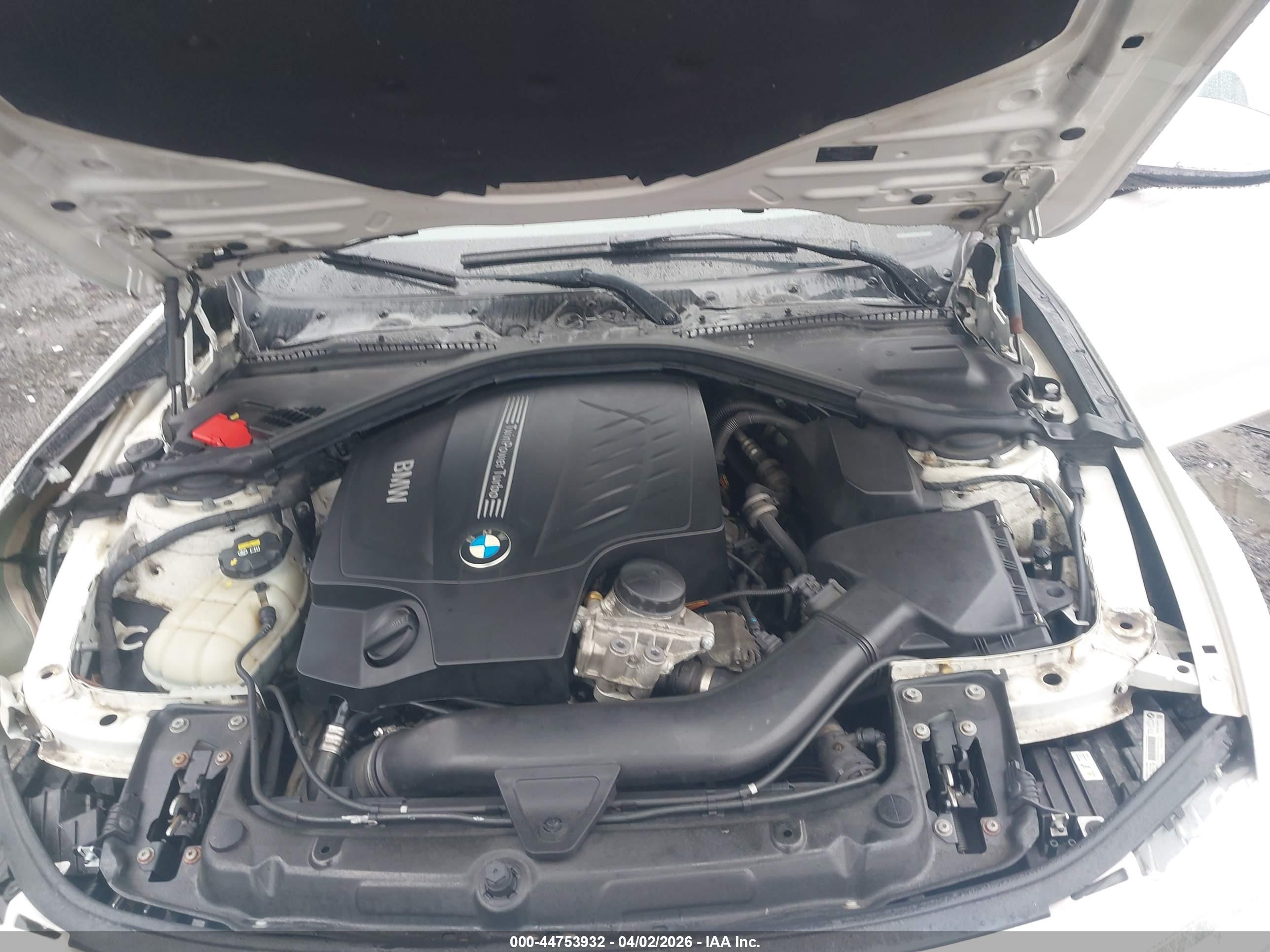 BMW 335I image 10