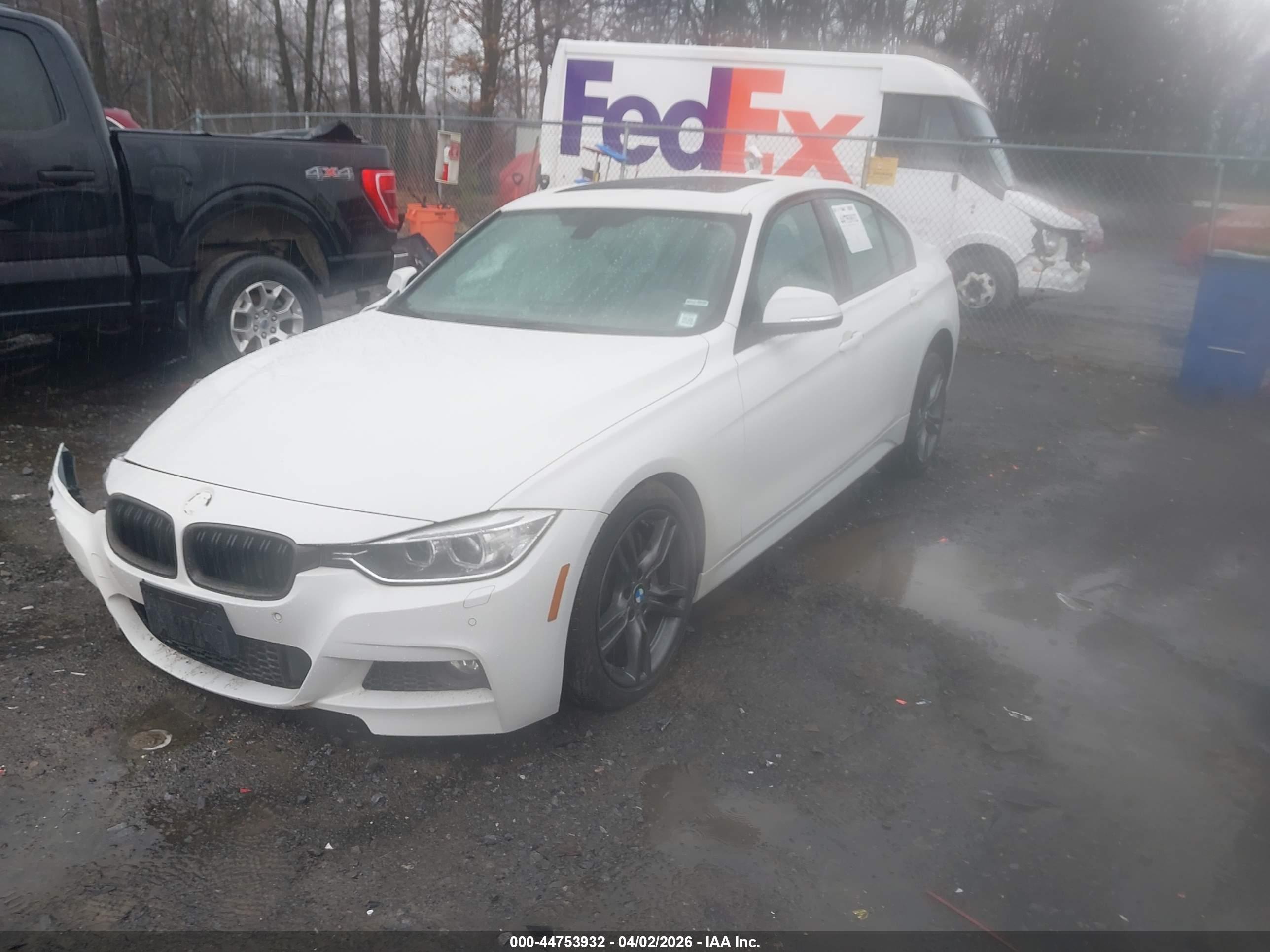 BMW 335I image 2