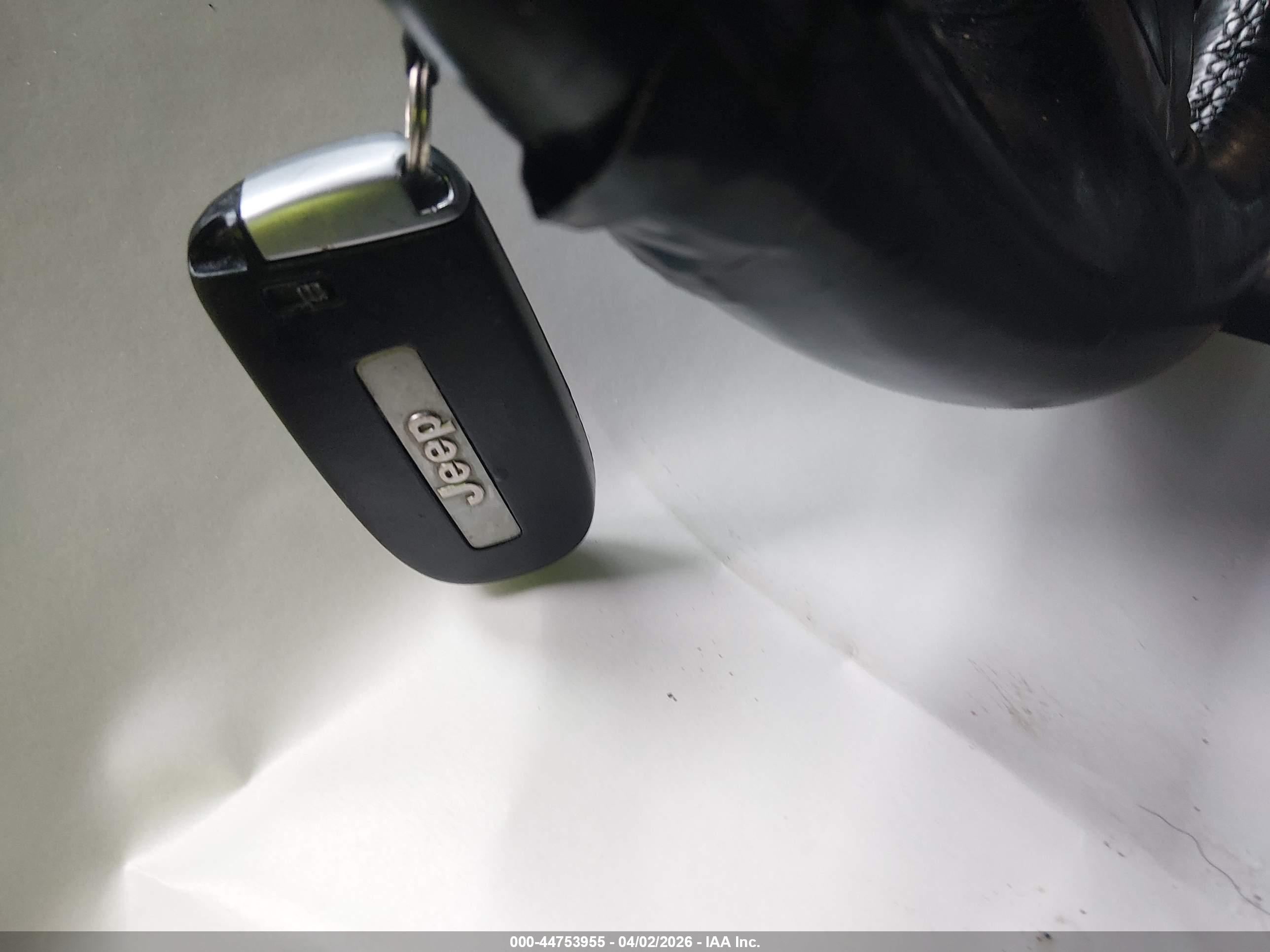JEEP GRAND image 11