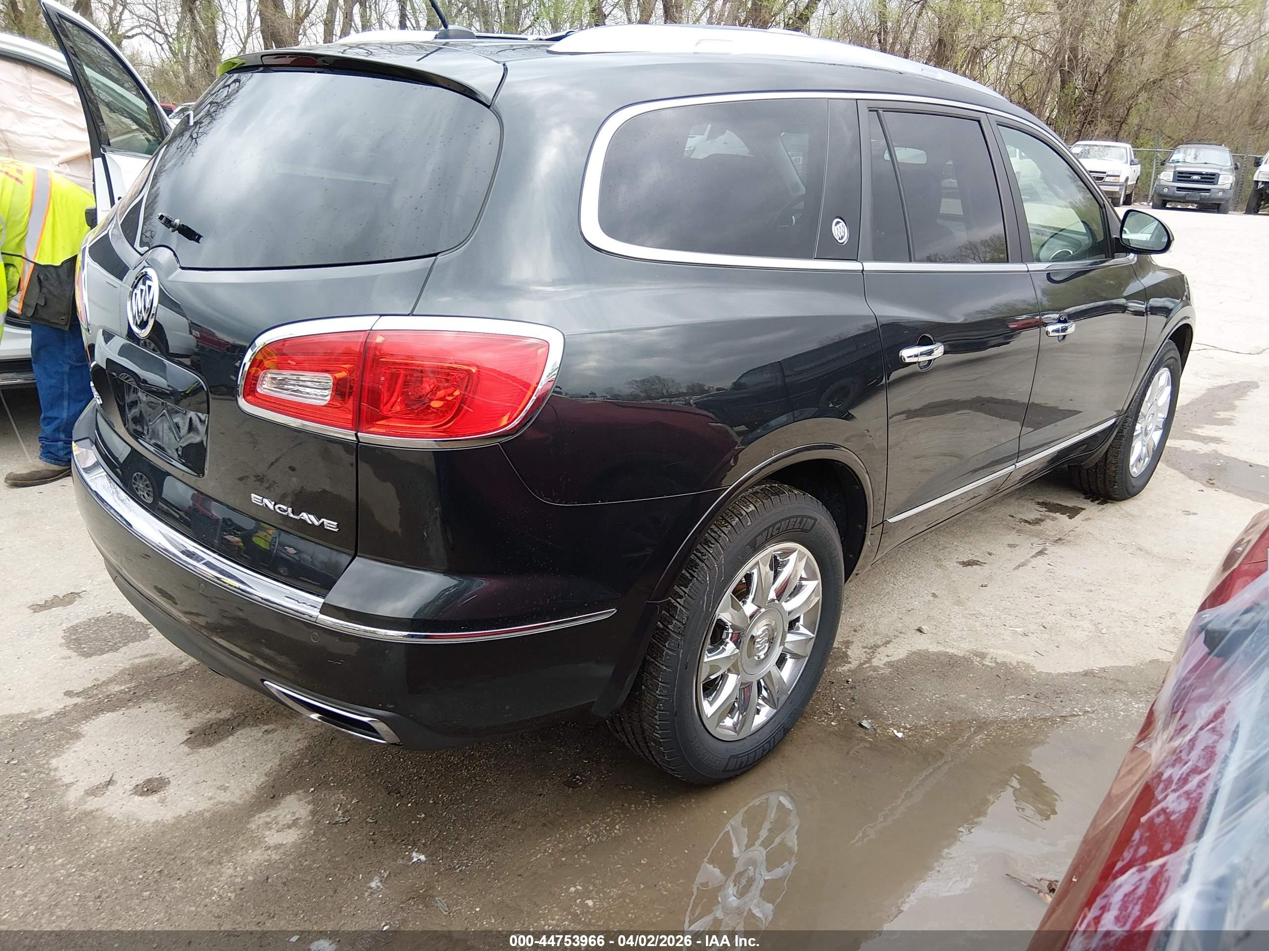 BUICK ENCLAVE image 4
