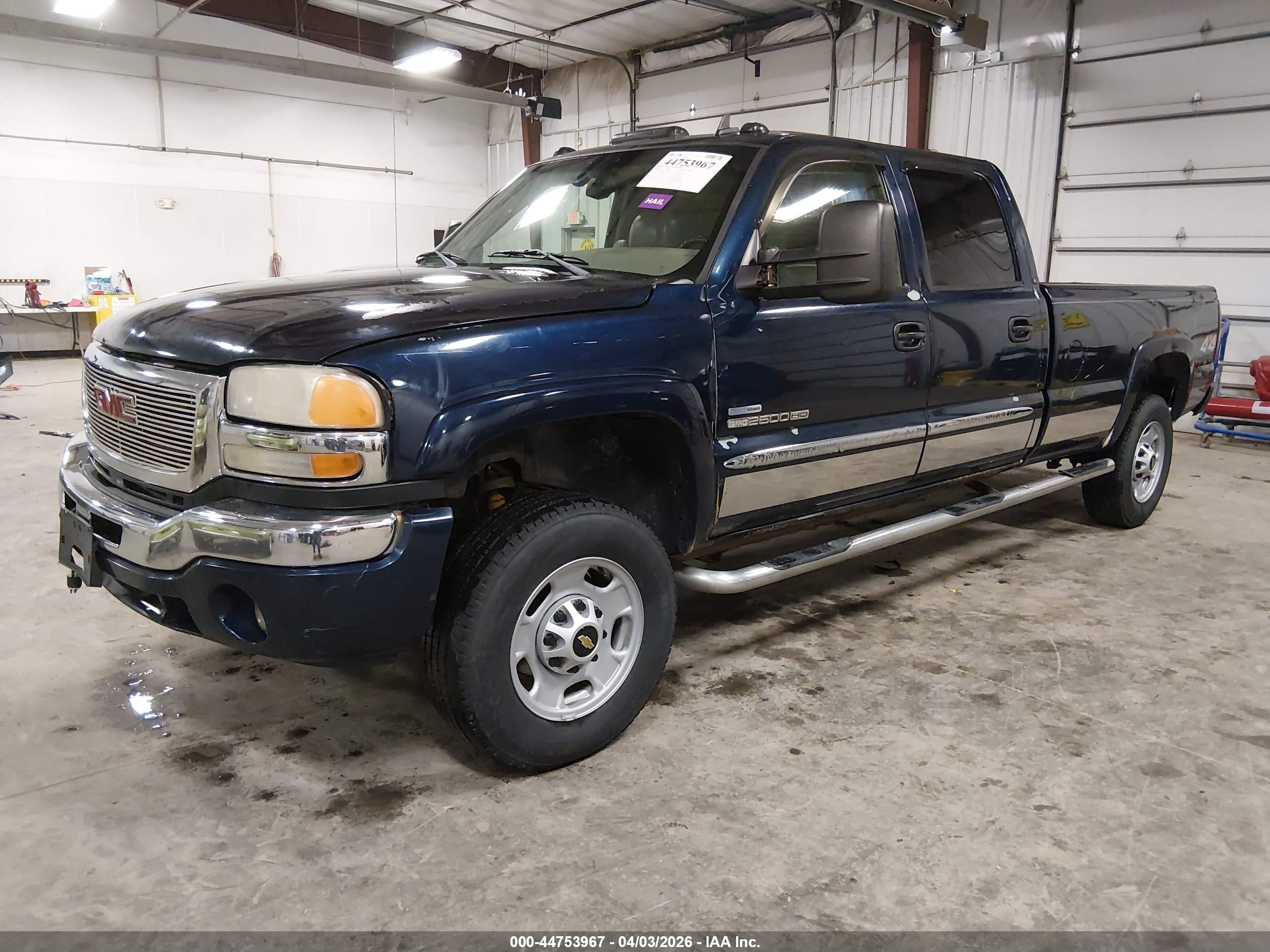 GMC SIERRA image 2