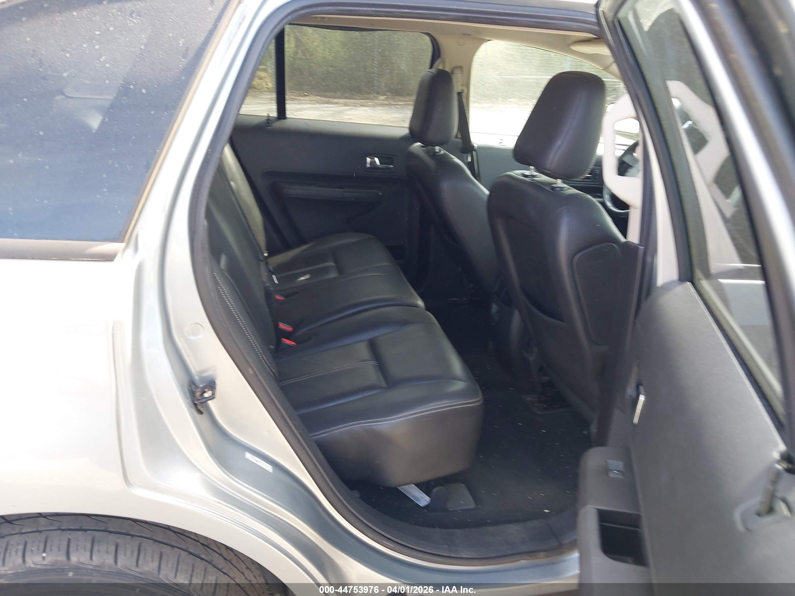 FORD EDGE image 8