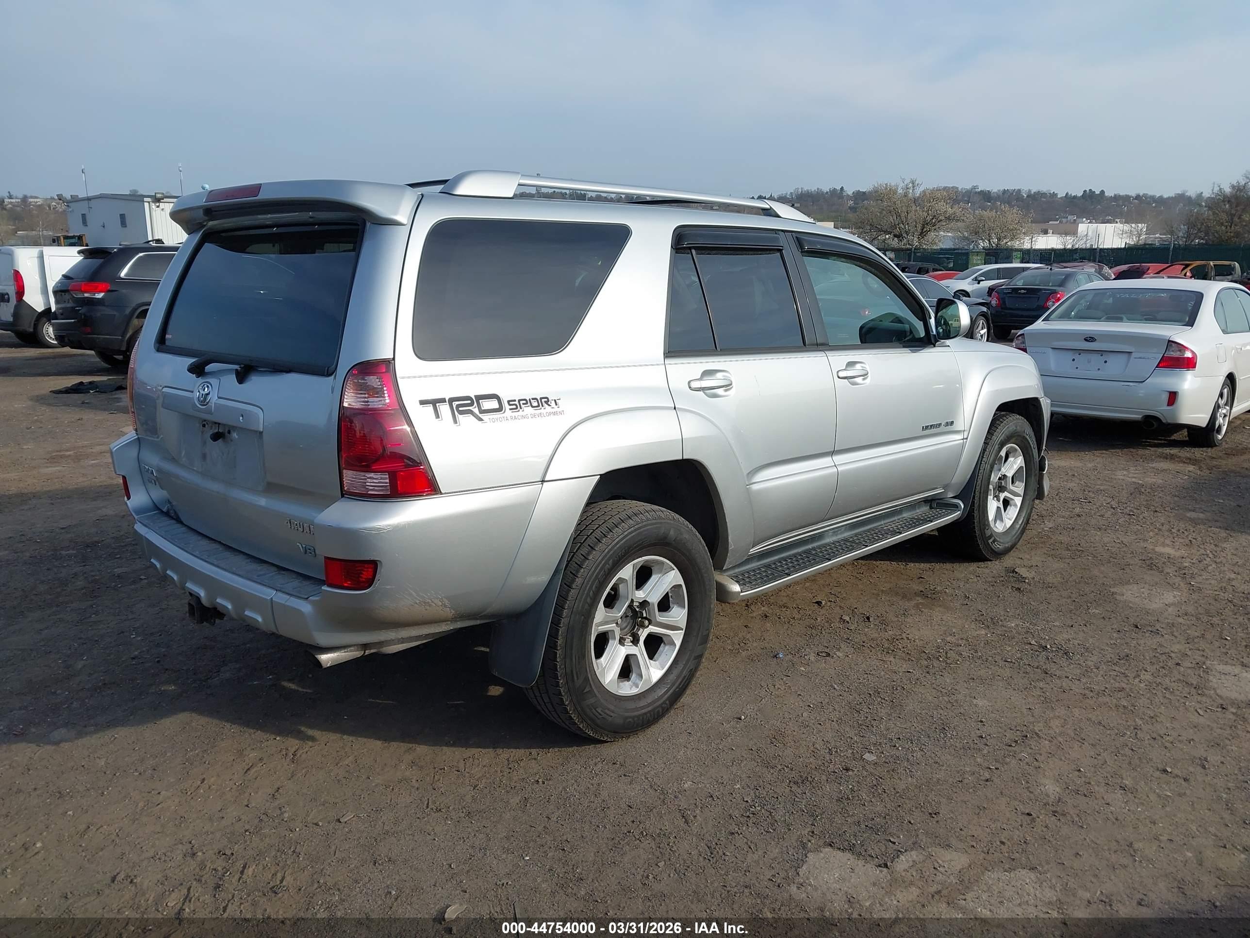 TOYOTA 4RUNNER image 4