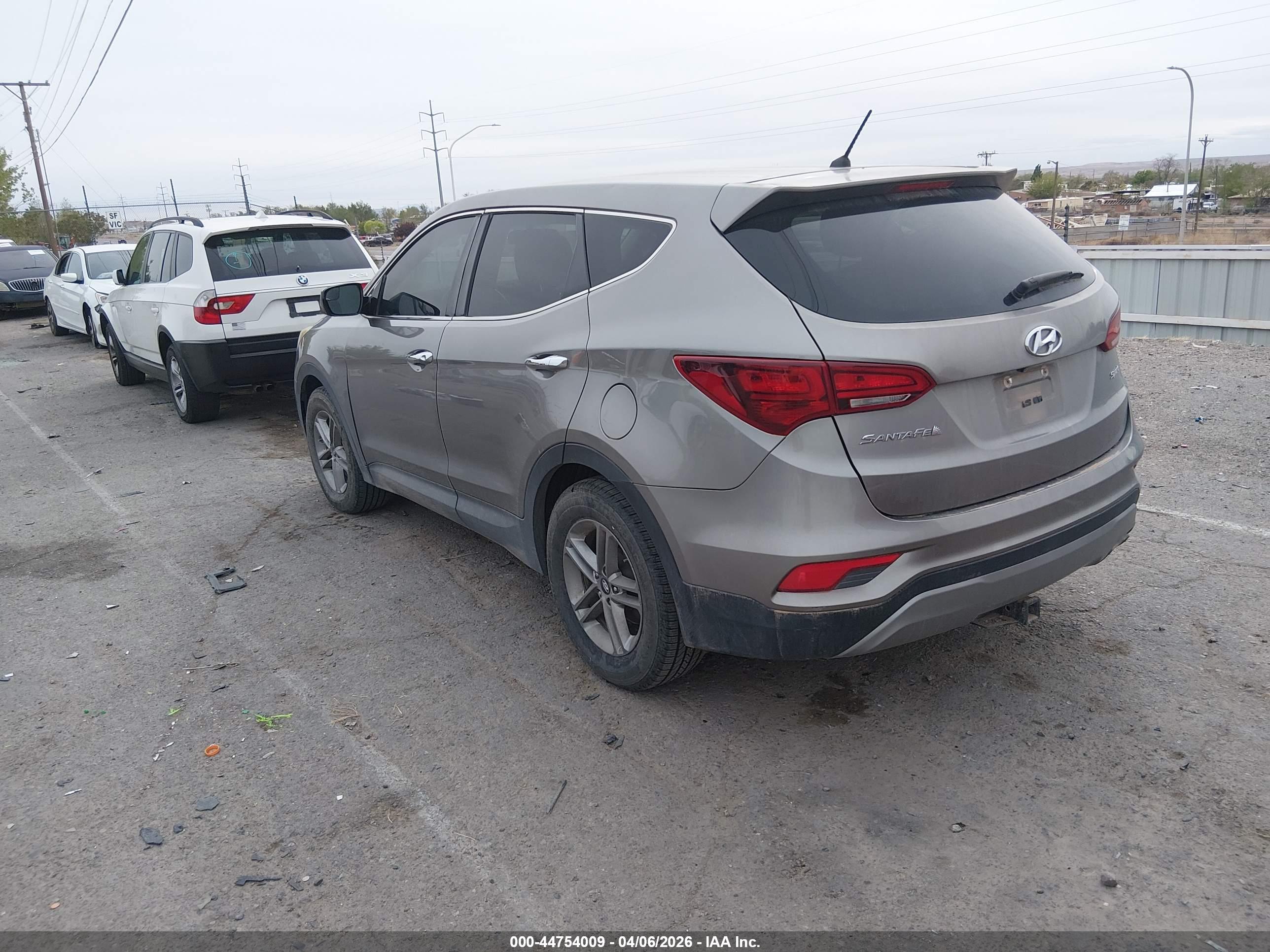HYUNDAI SANTA image 3