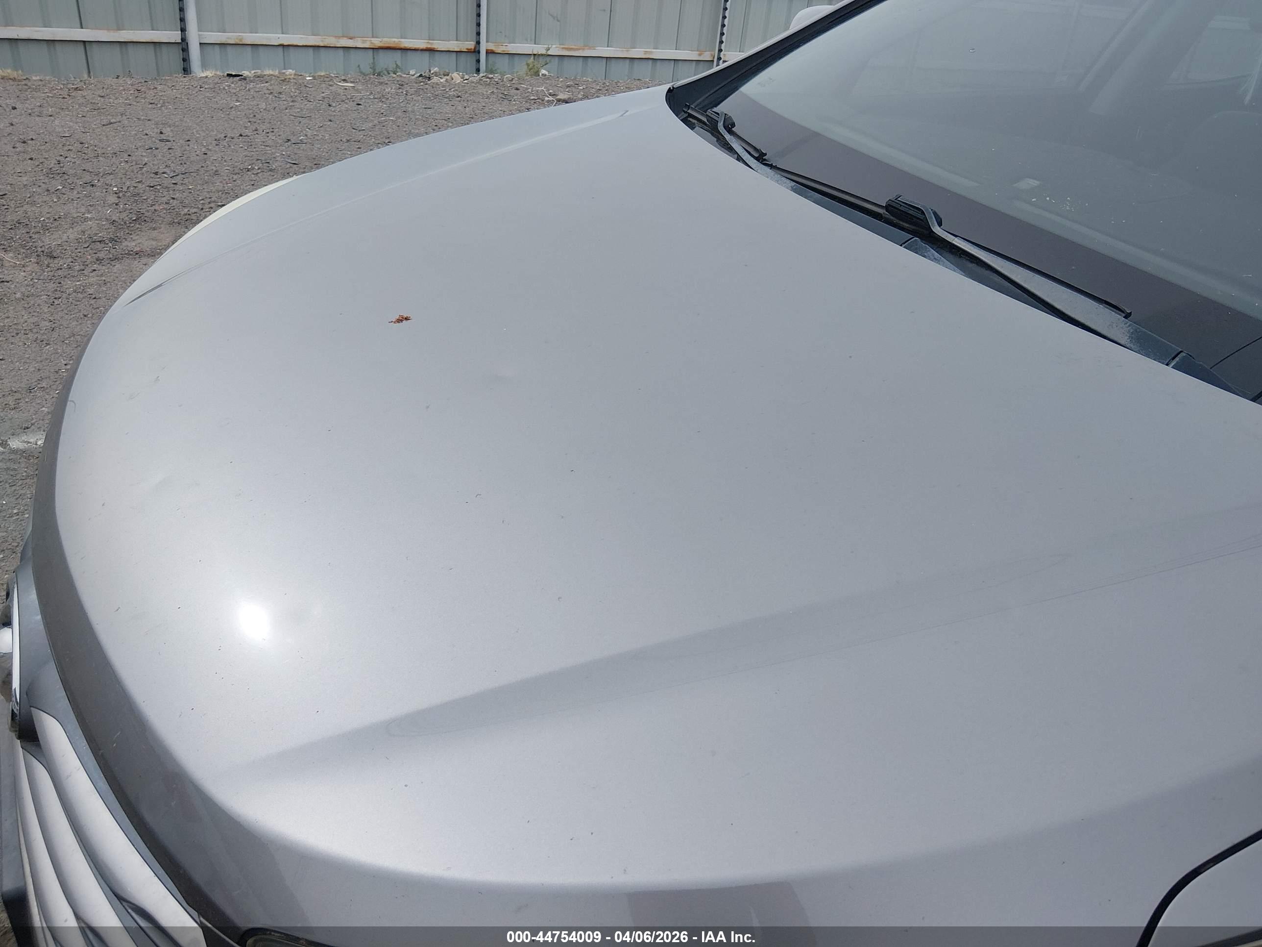 HYUNDAI SANTA image 6