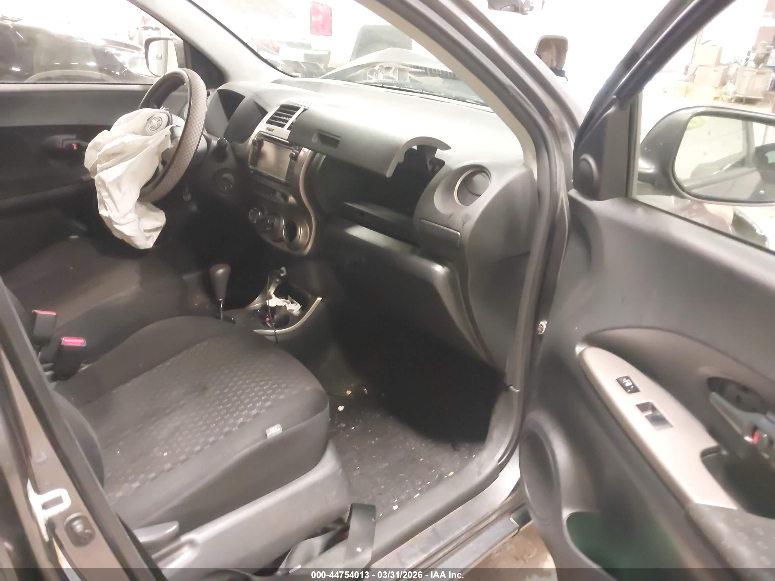 SCION XD image 5