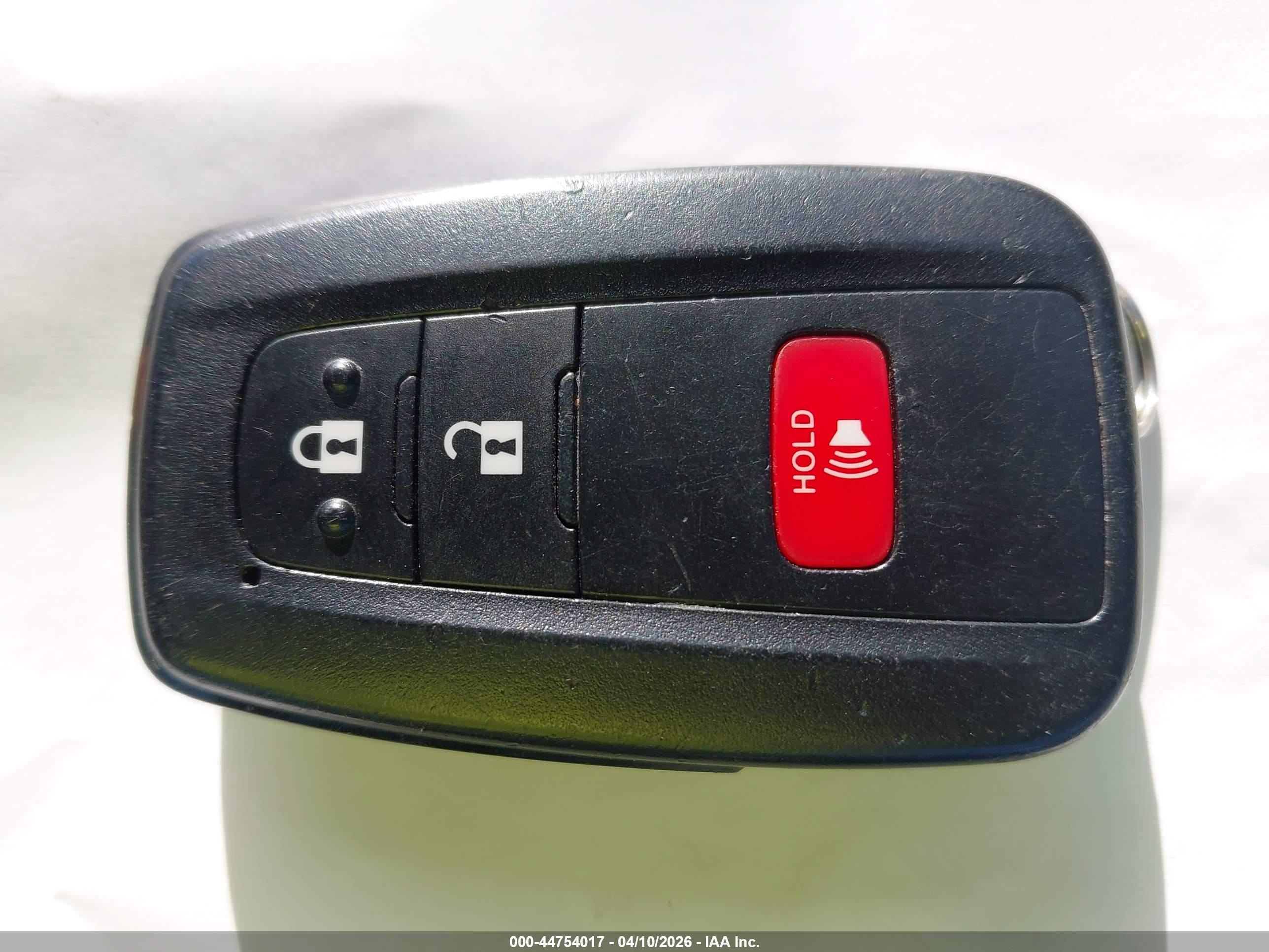 TOYOTA 4RUNNER image 11