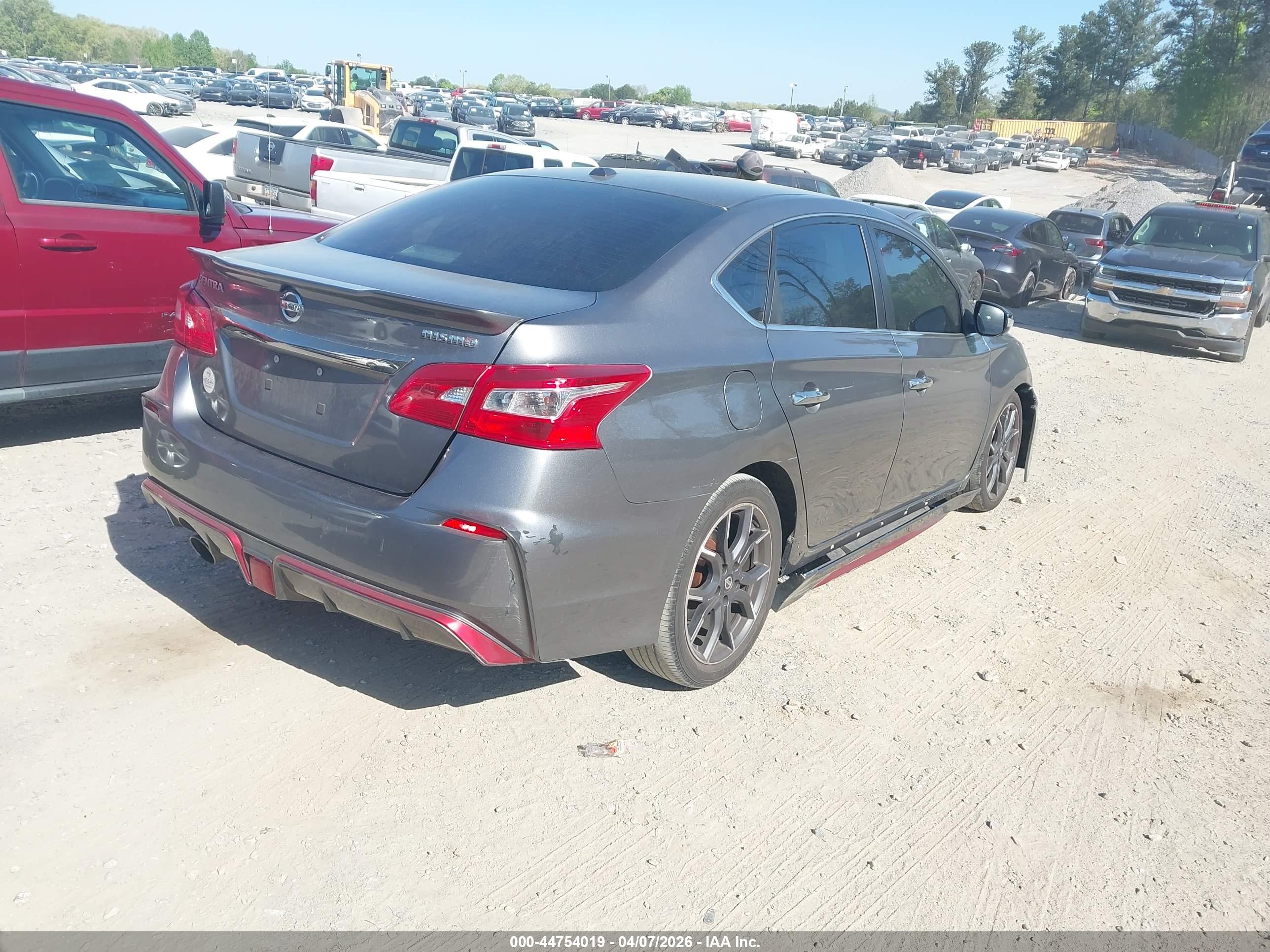 NISSAN SENTRA image 4