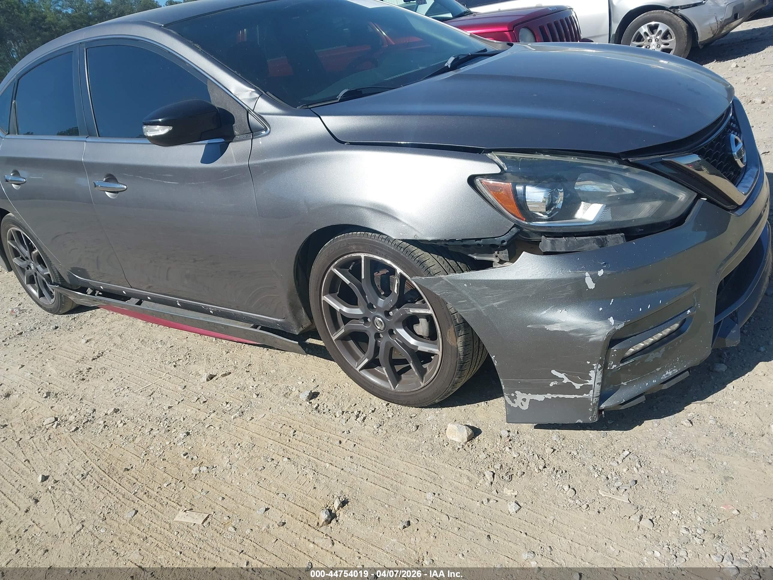 NISSAN SENTRA image 6