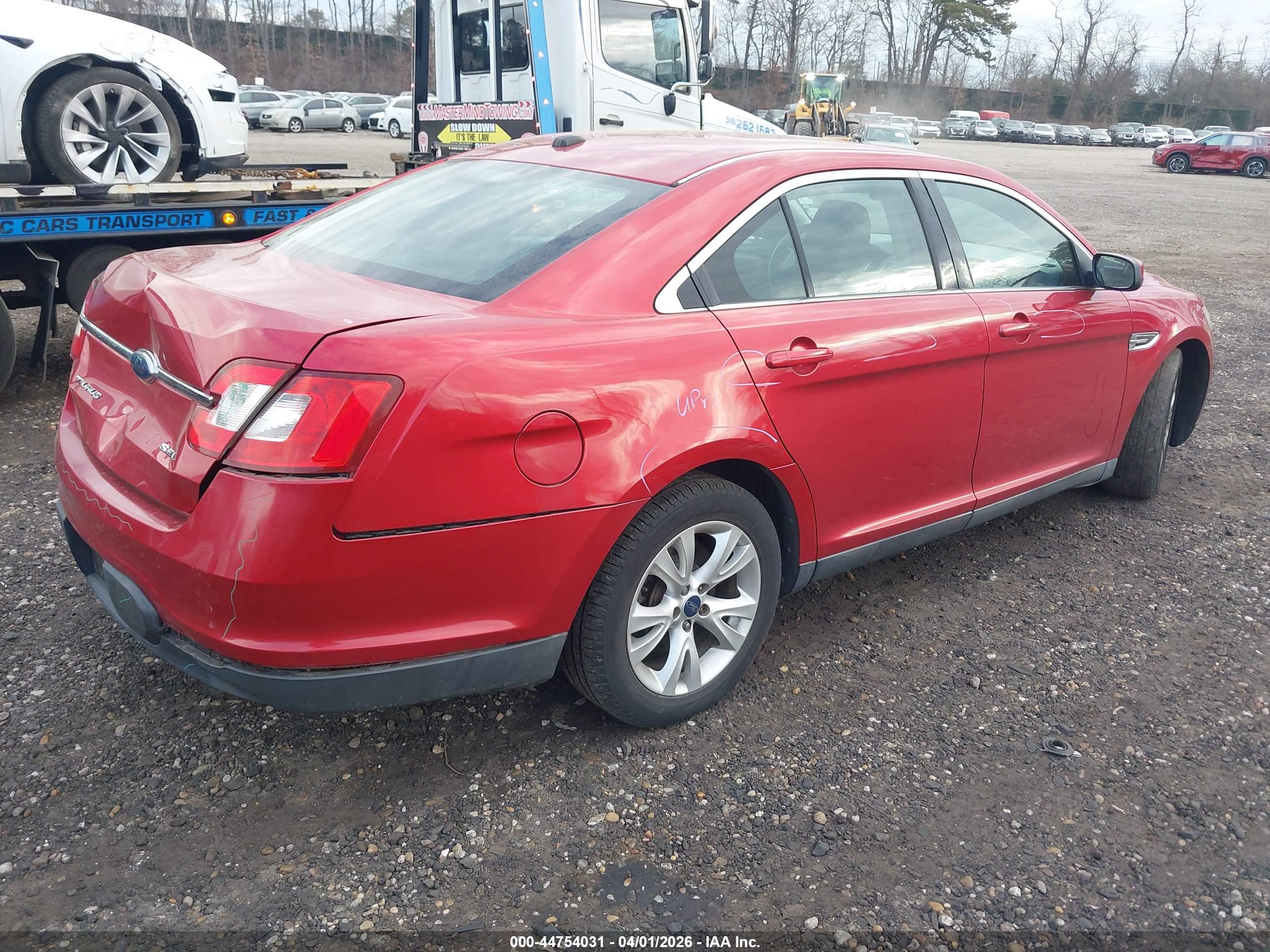 FORD TAURUS image 6