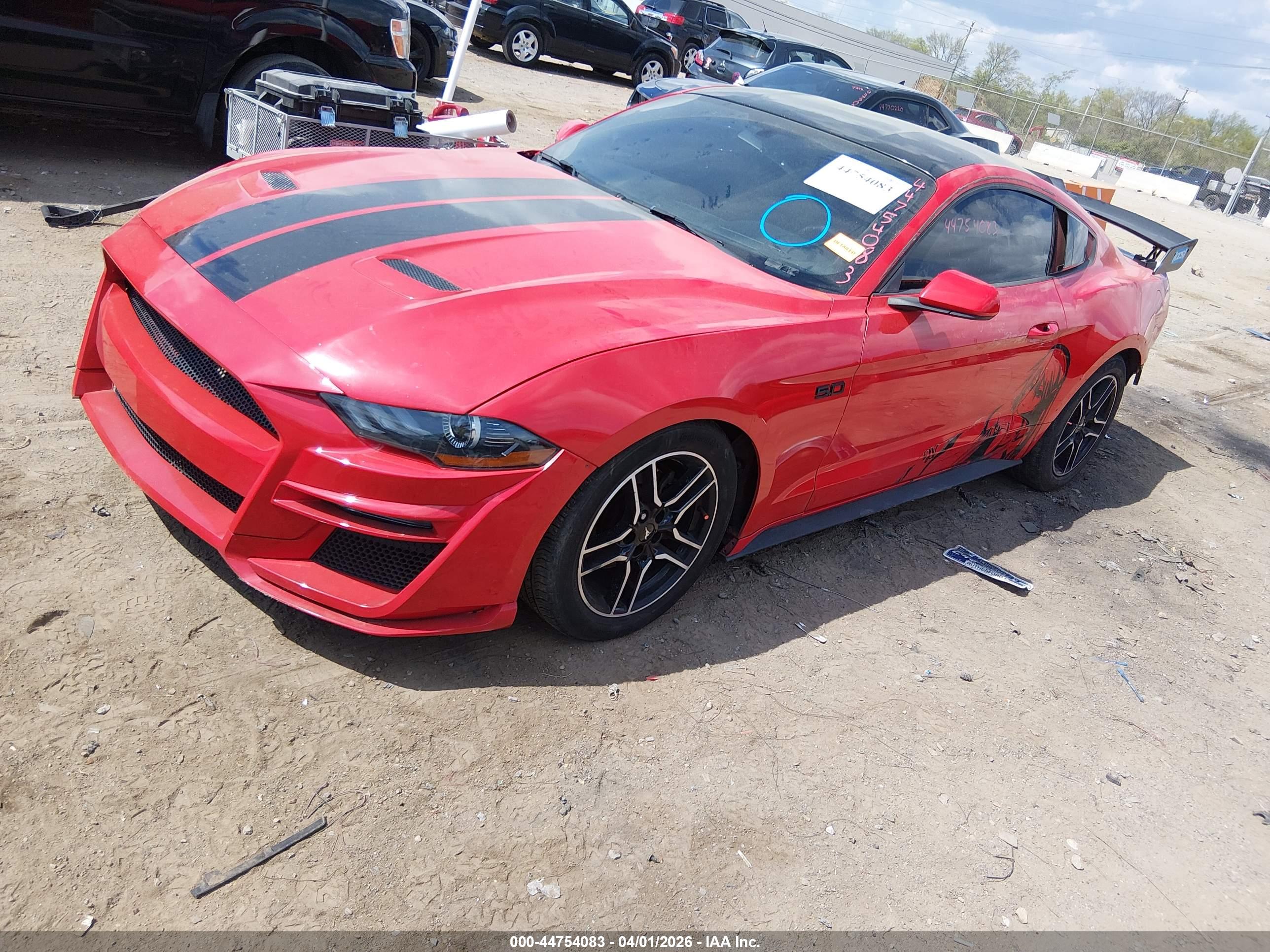 FORD MUSTANG image 2