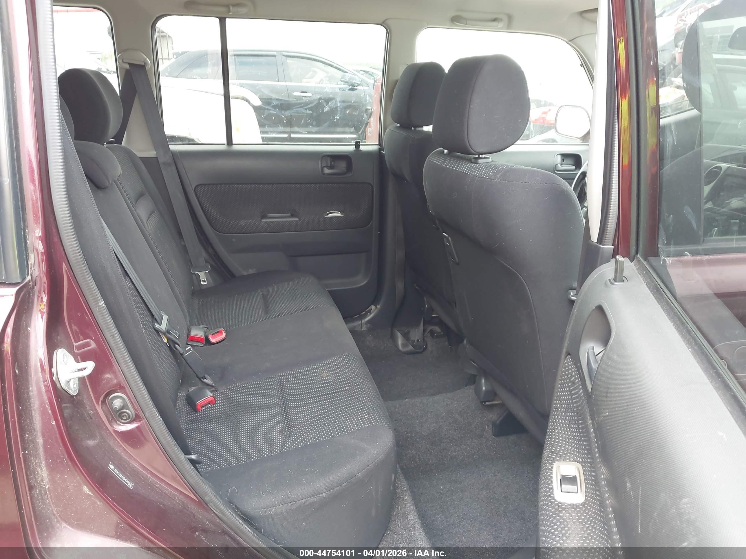 SCION XB image 8