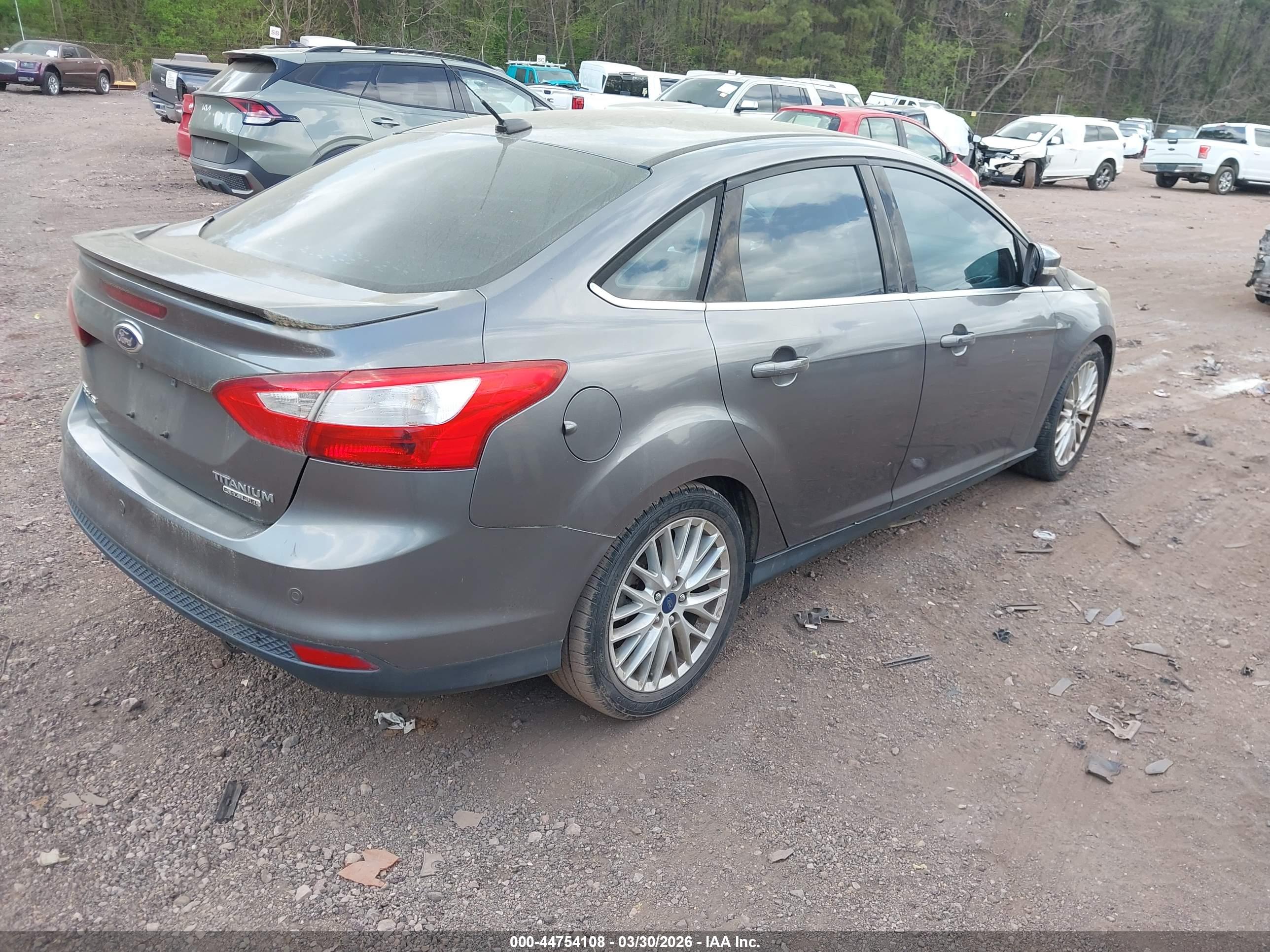 FORD FOCUS image 4