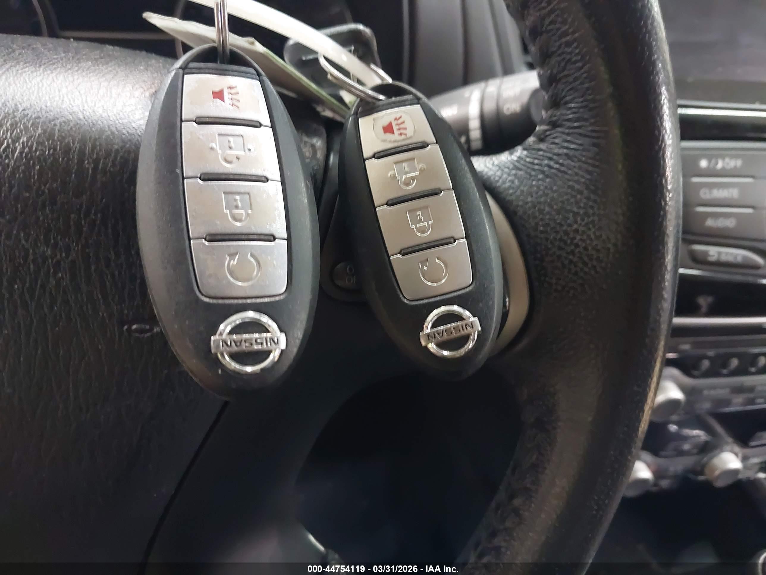 NISSAN PATHFINDER image 11