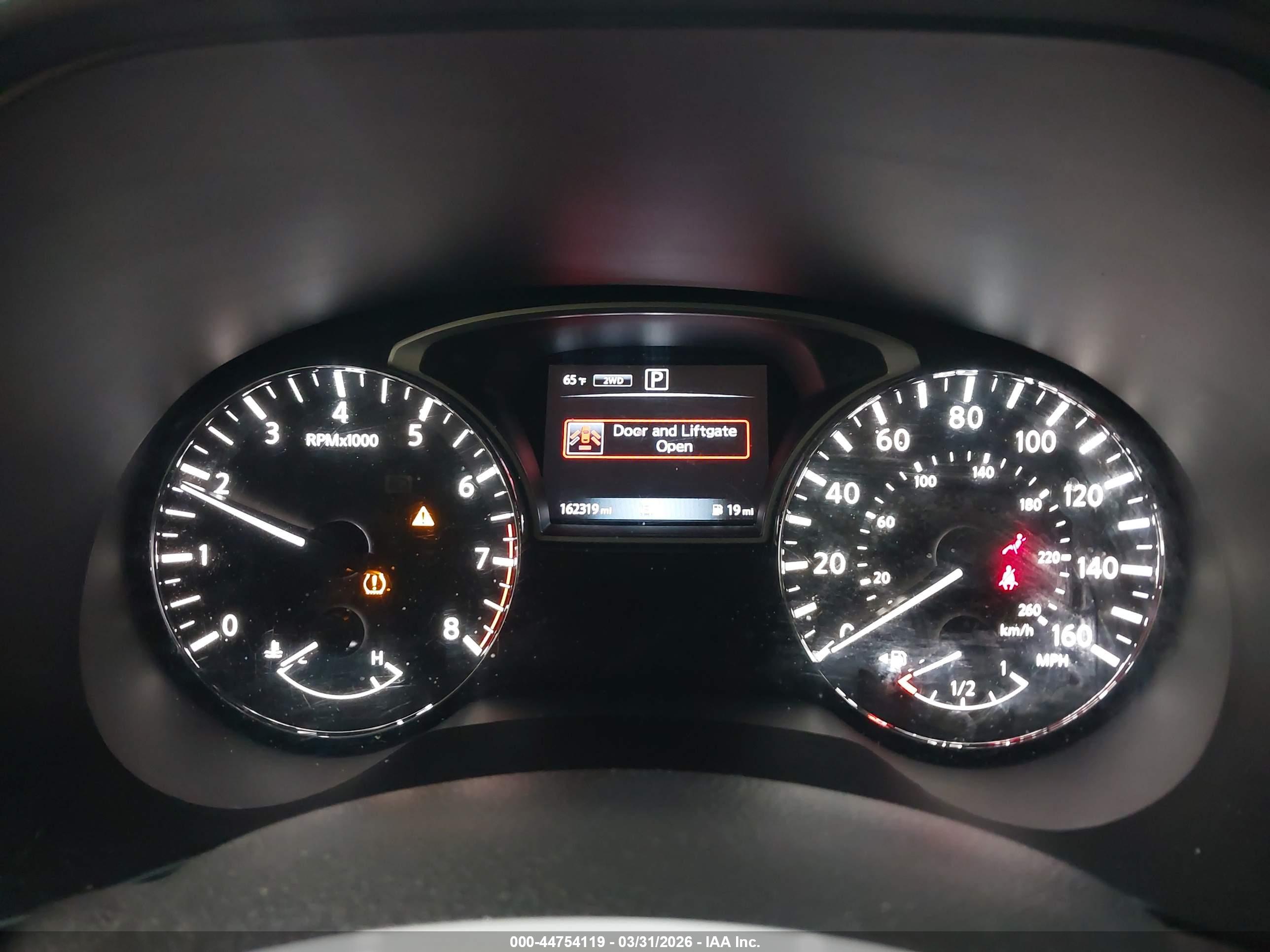 NISSAN PATHFINDER image 7