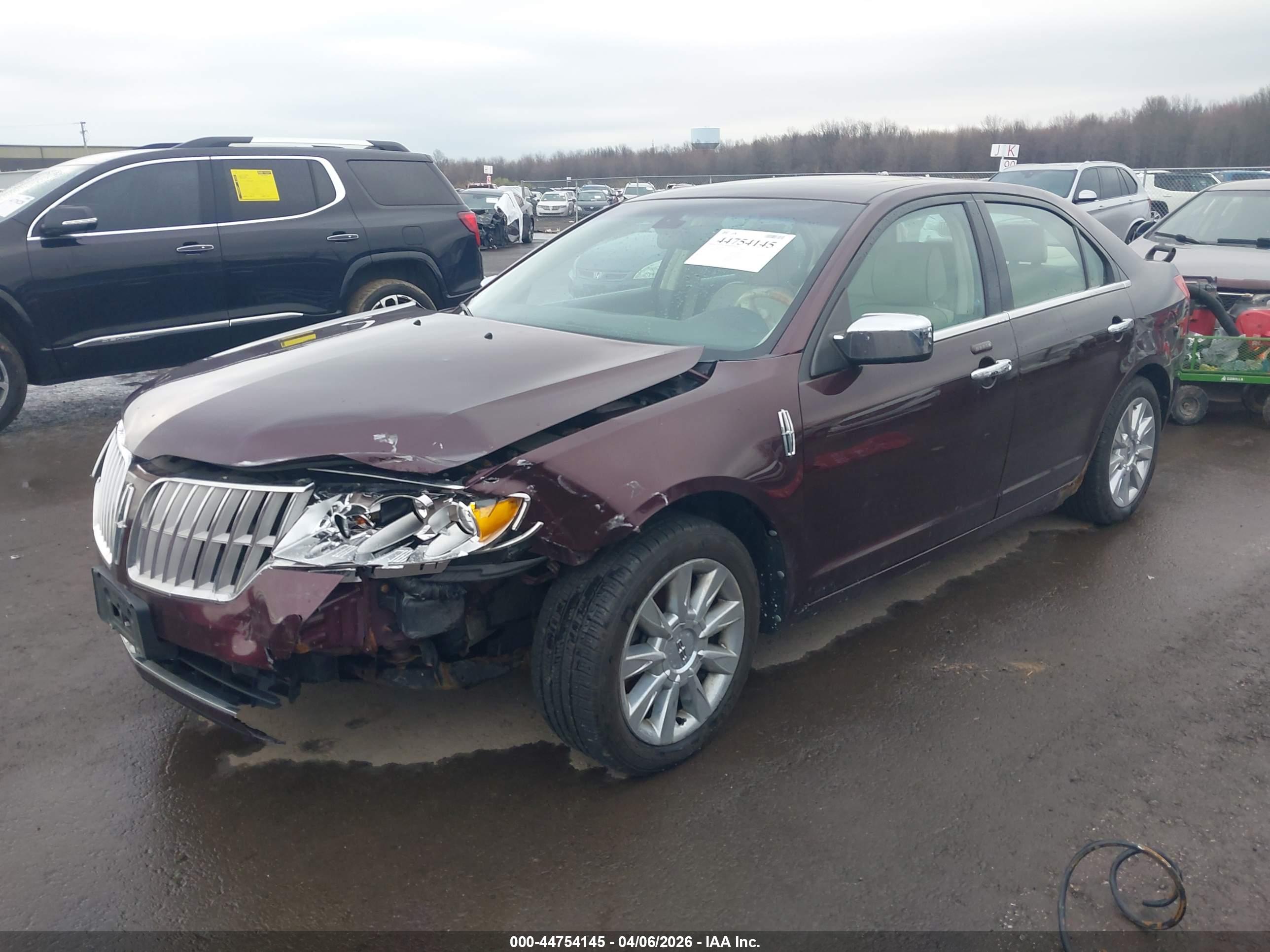 LINCOLN MKZ image 2