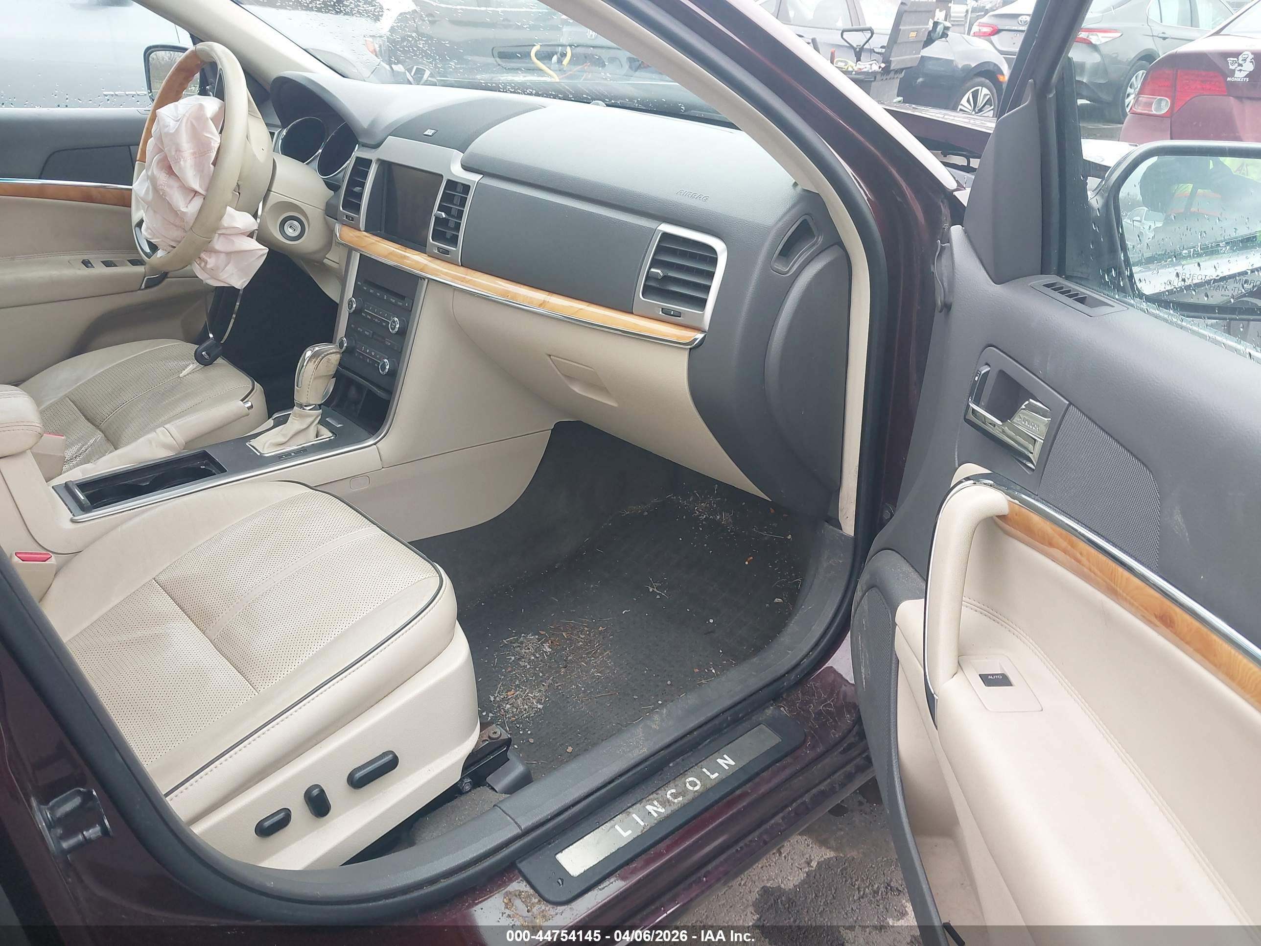 LINCOLN MKZ image 5