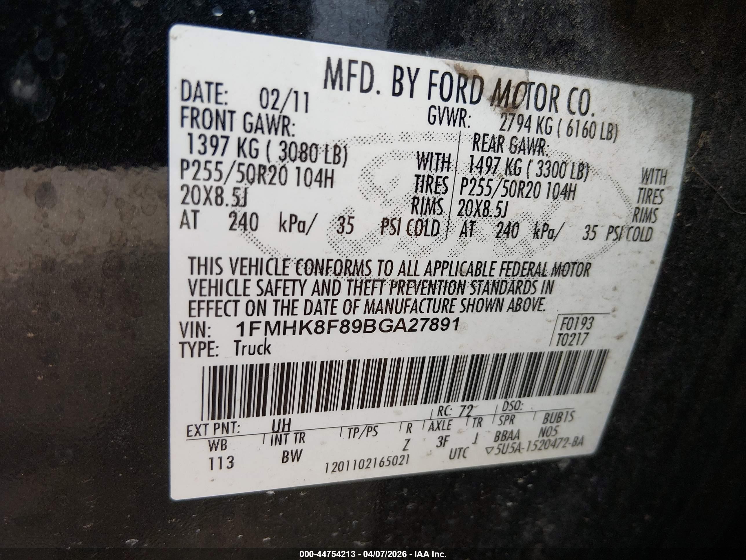 FORD EXPLORER image 9