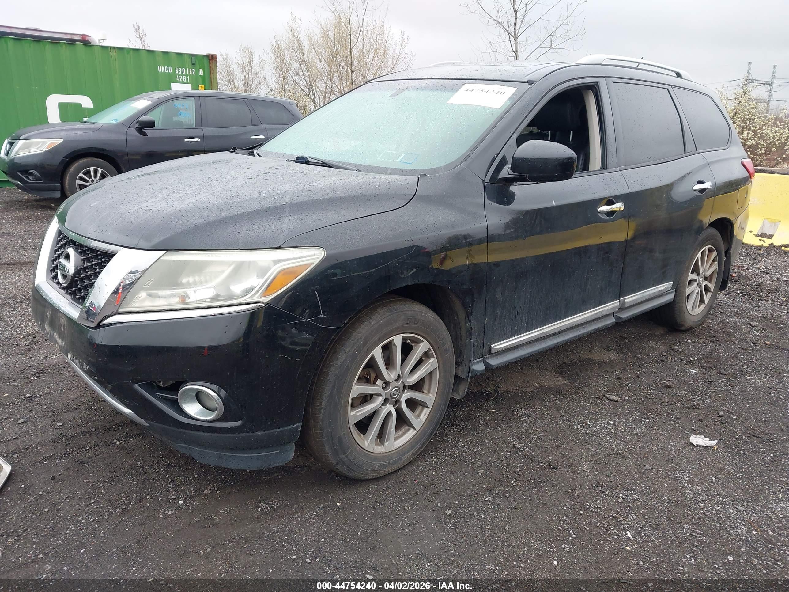 NISSAN PATHFINDER image 2