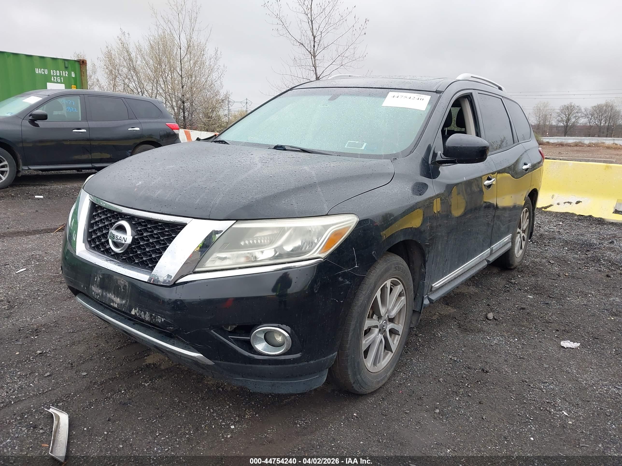NISSAN PATHFINDER image 6