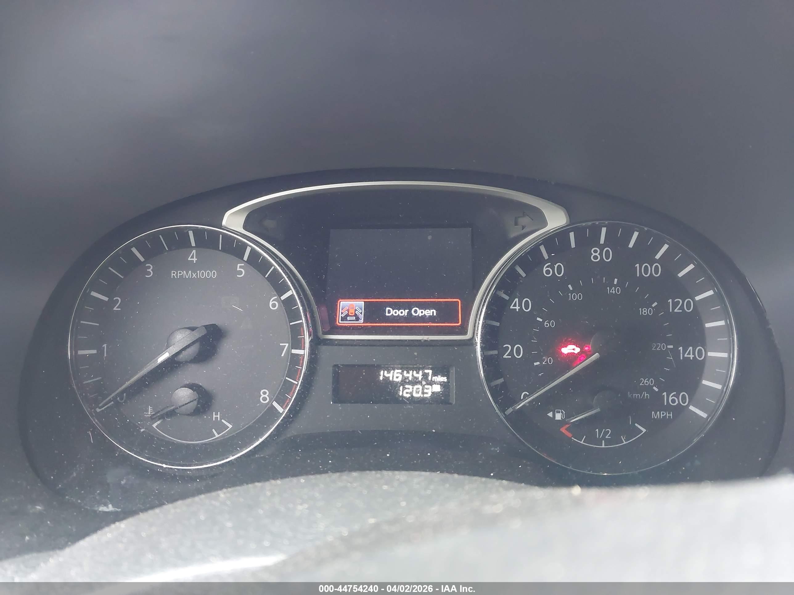 NISSAN PATHFINDER image 7