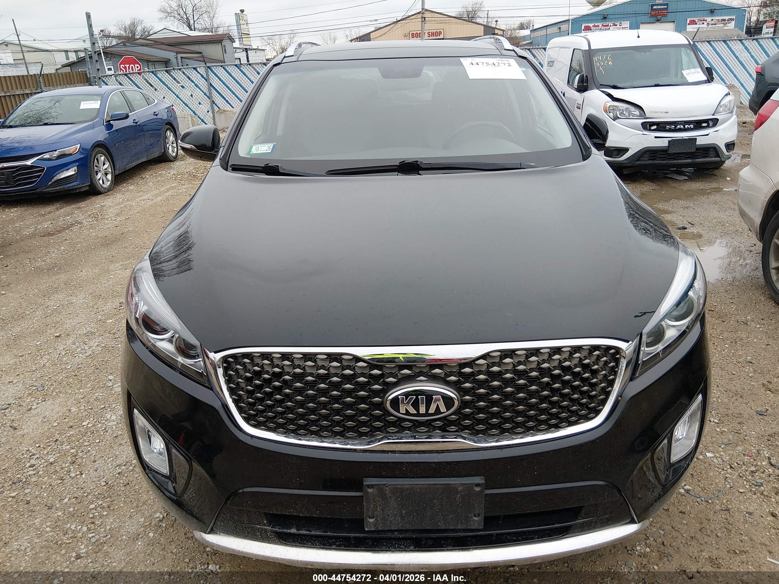 KIA SORENTO image 6