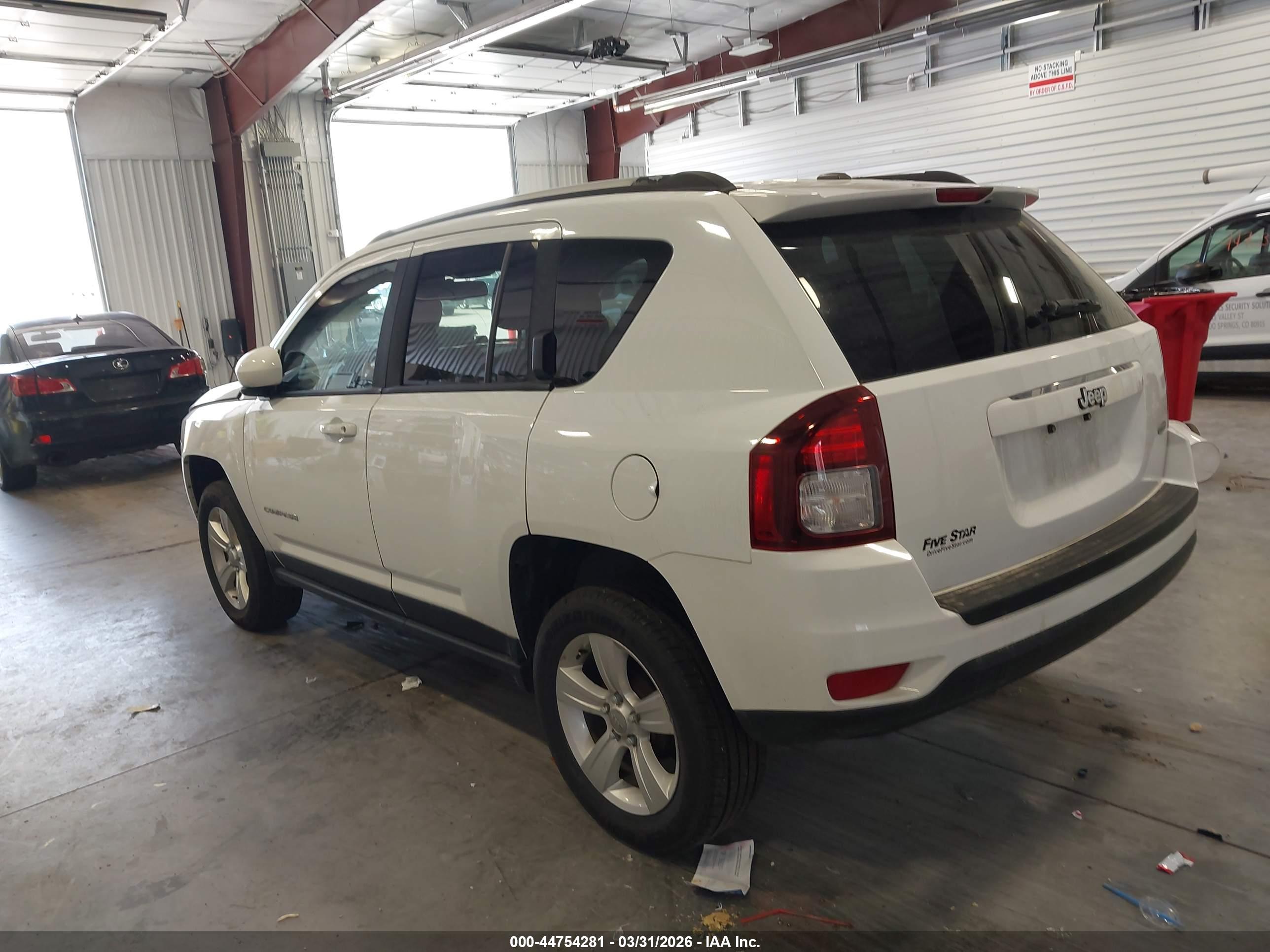JEEP COMPASS image 3