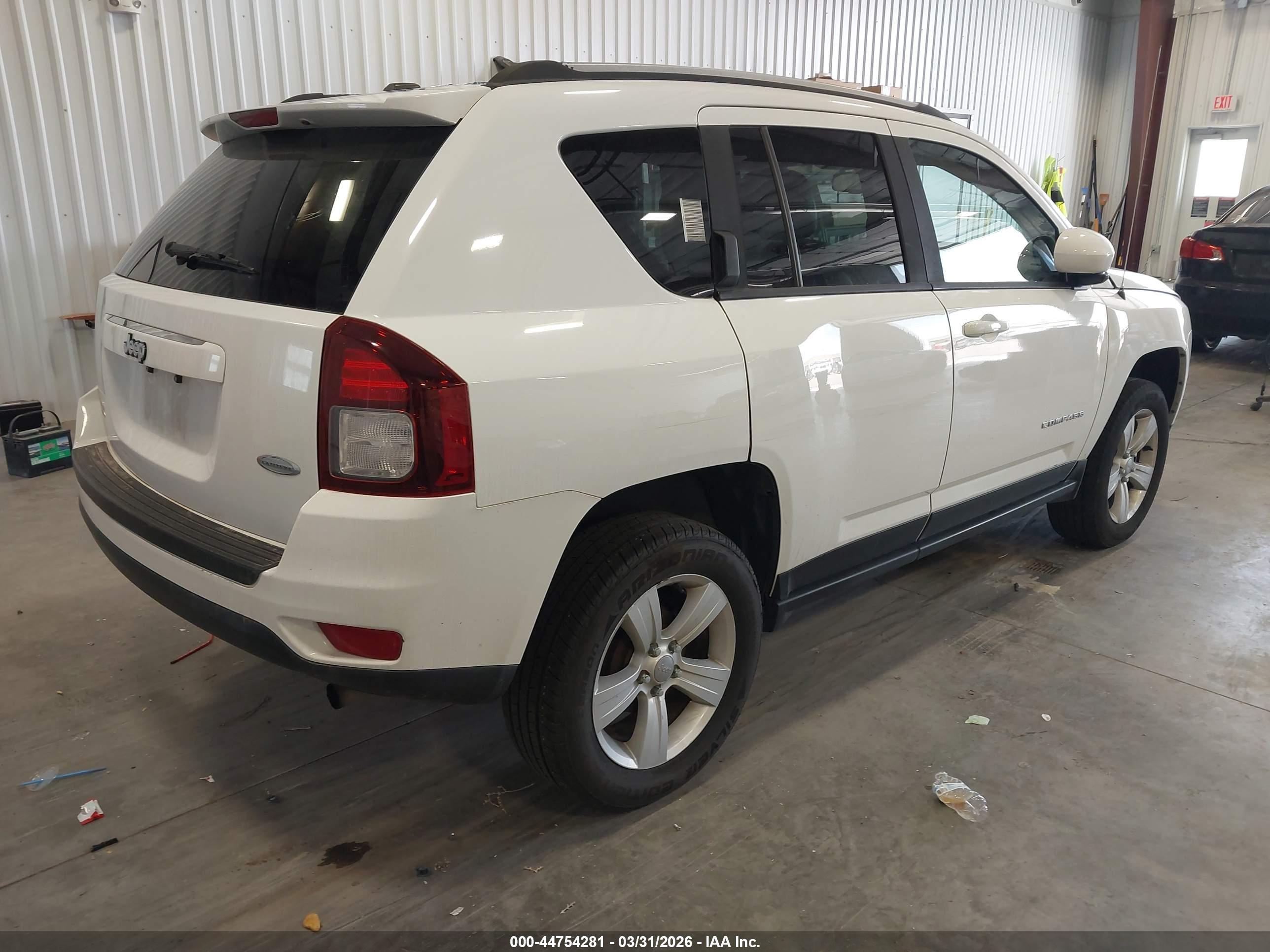 JEEP COMPASS image 4