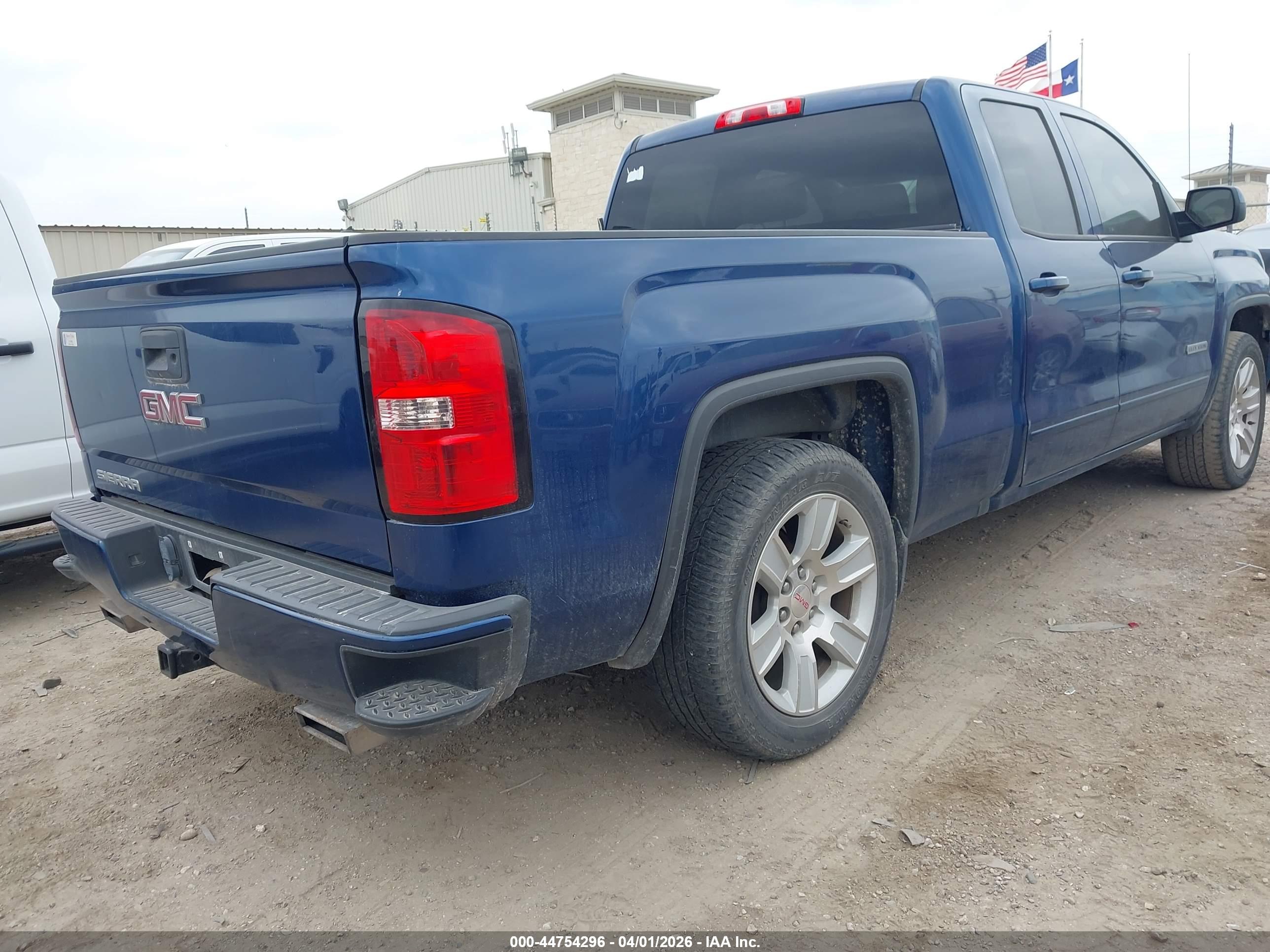 GMC SIERRA image 4